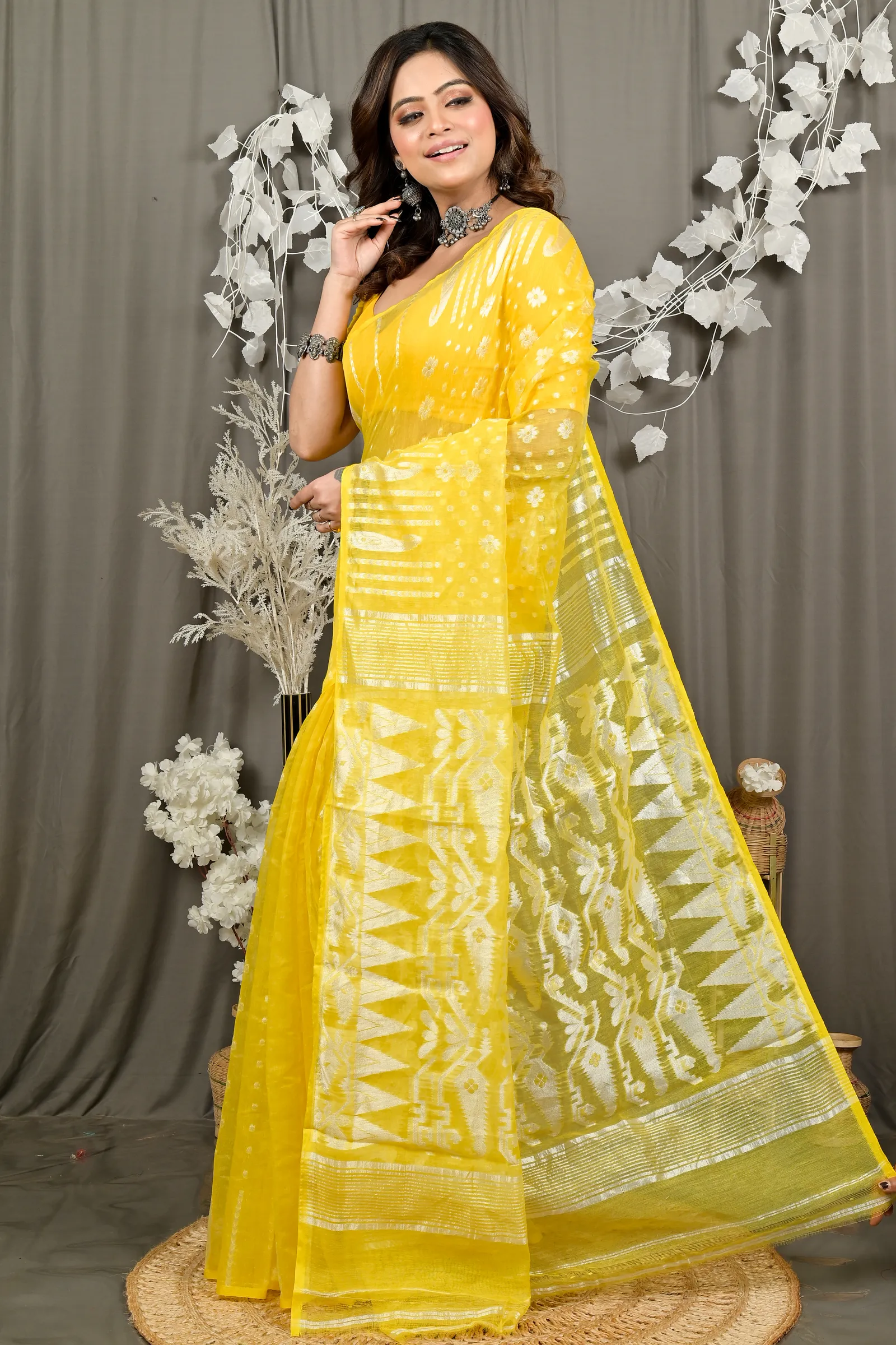 DipDiya Cotton Yellow Folai Elegance in Every Weave Jamdani Sarees