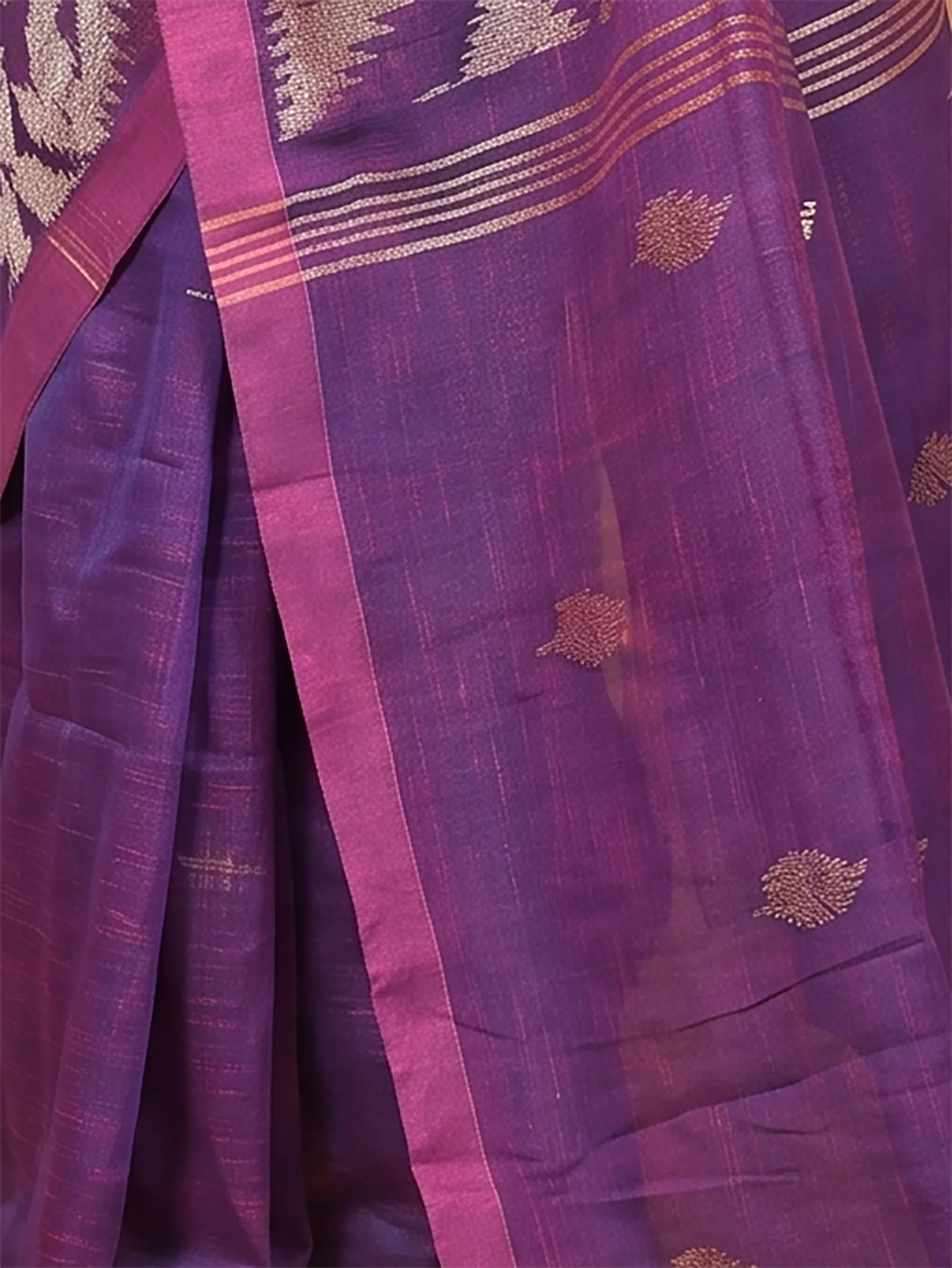 DipDiya Kesh Cotton  Traditional Bengali Dark Violet Artisan Crafted Soudik Handloom Saree