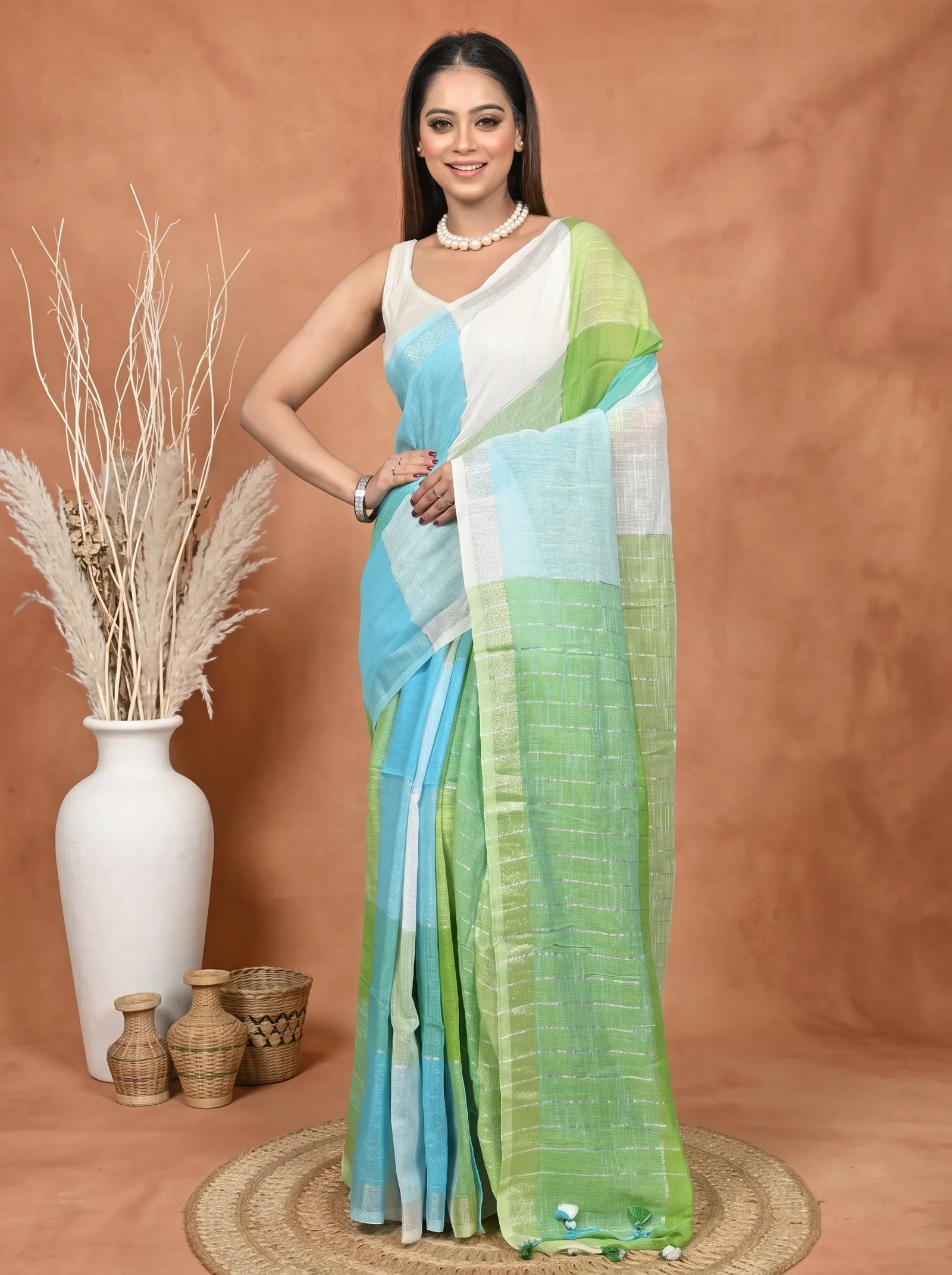 DipDiya Kesh Cotton  Traditional Bengali Green Sky Artisan Crafted Souvon Handloom Saree
