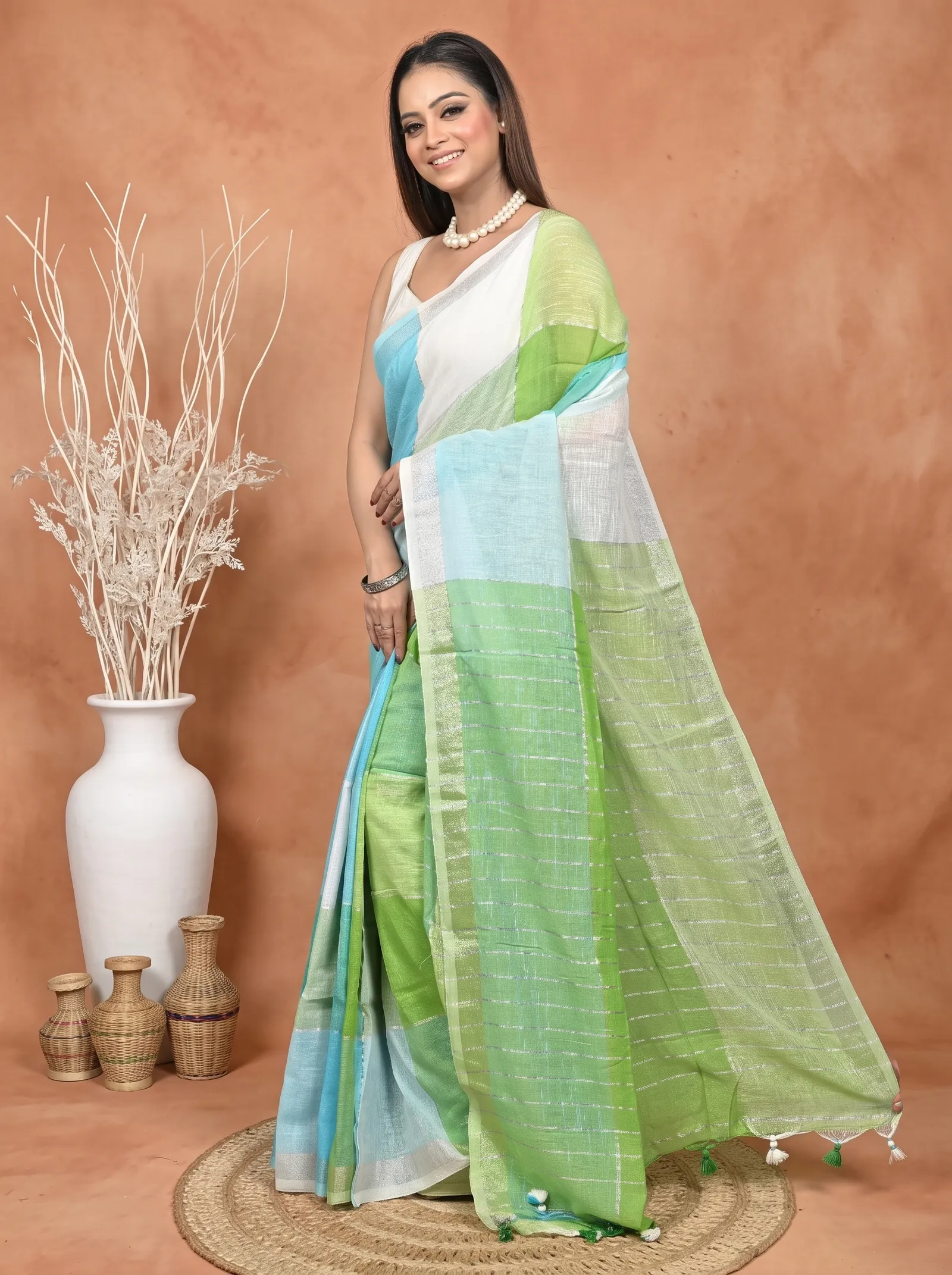DipDiya Kesh Cotton  Traditional Bengali Green Sky Artisan Crafted Souvon Handloom Saree