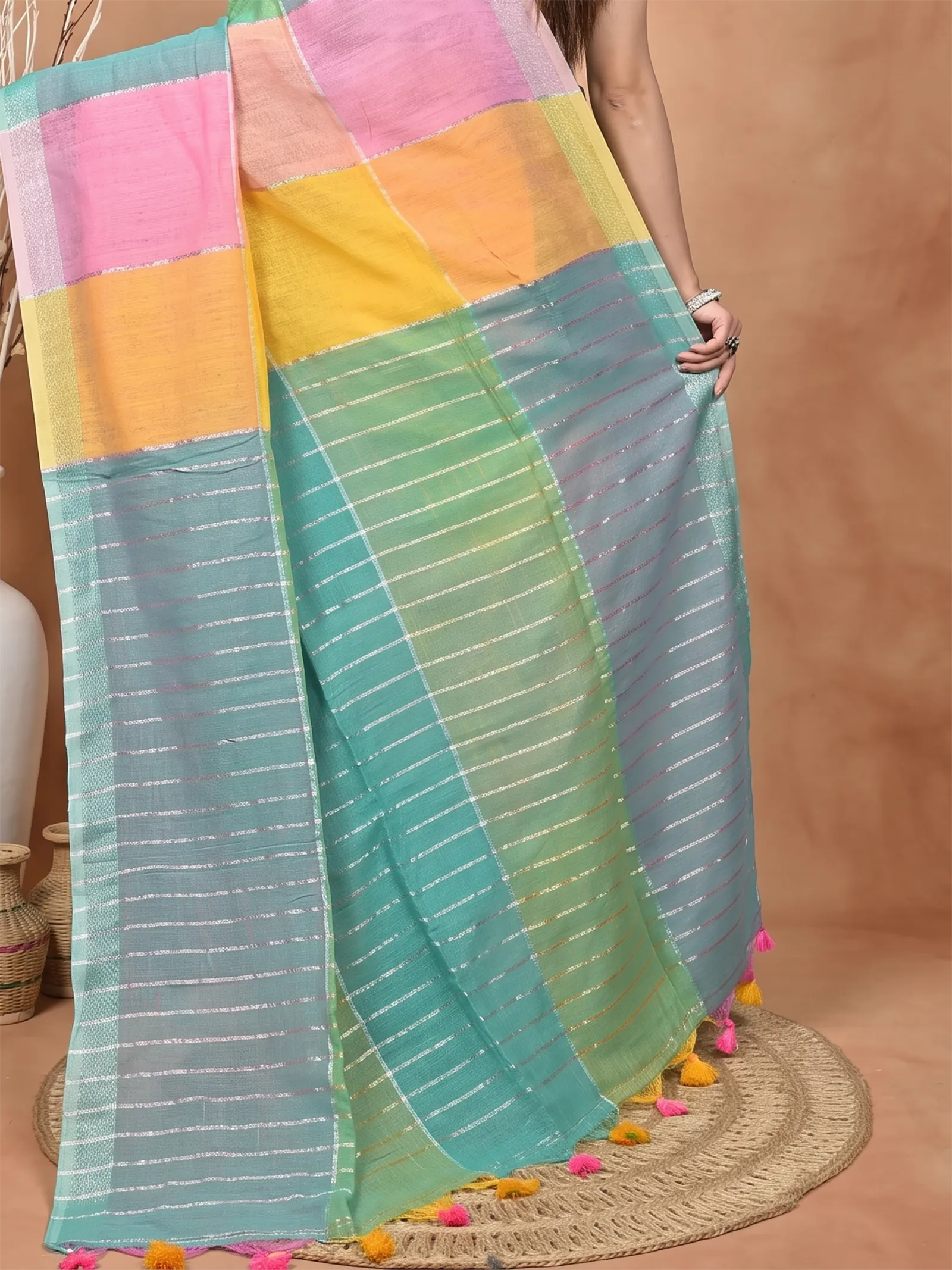 DipDiya Kesh Cotton  Traditional Bengali Pink Green Artisan Crafted Souvon Handloom Saree