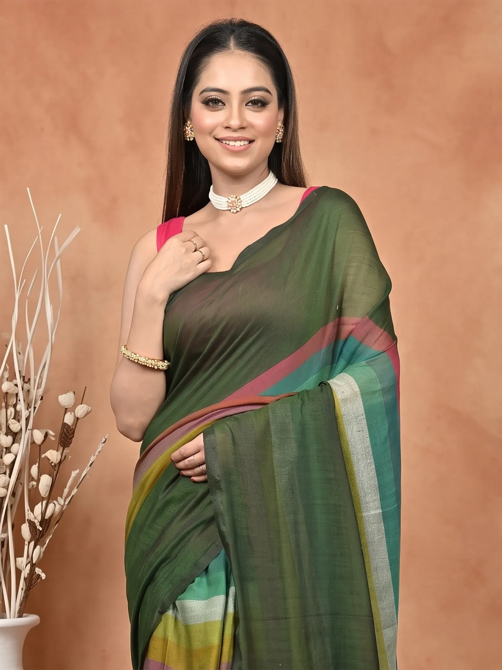 DipDiya Khadi Cotton  Traditional Bengali Dark Green Artisan Crafted Sounur Handloom Saree