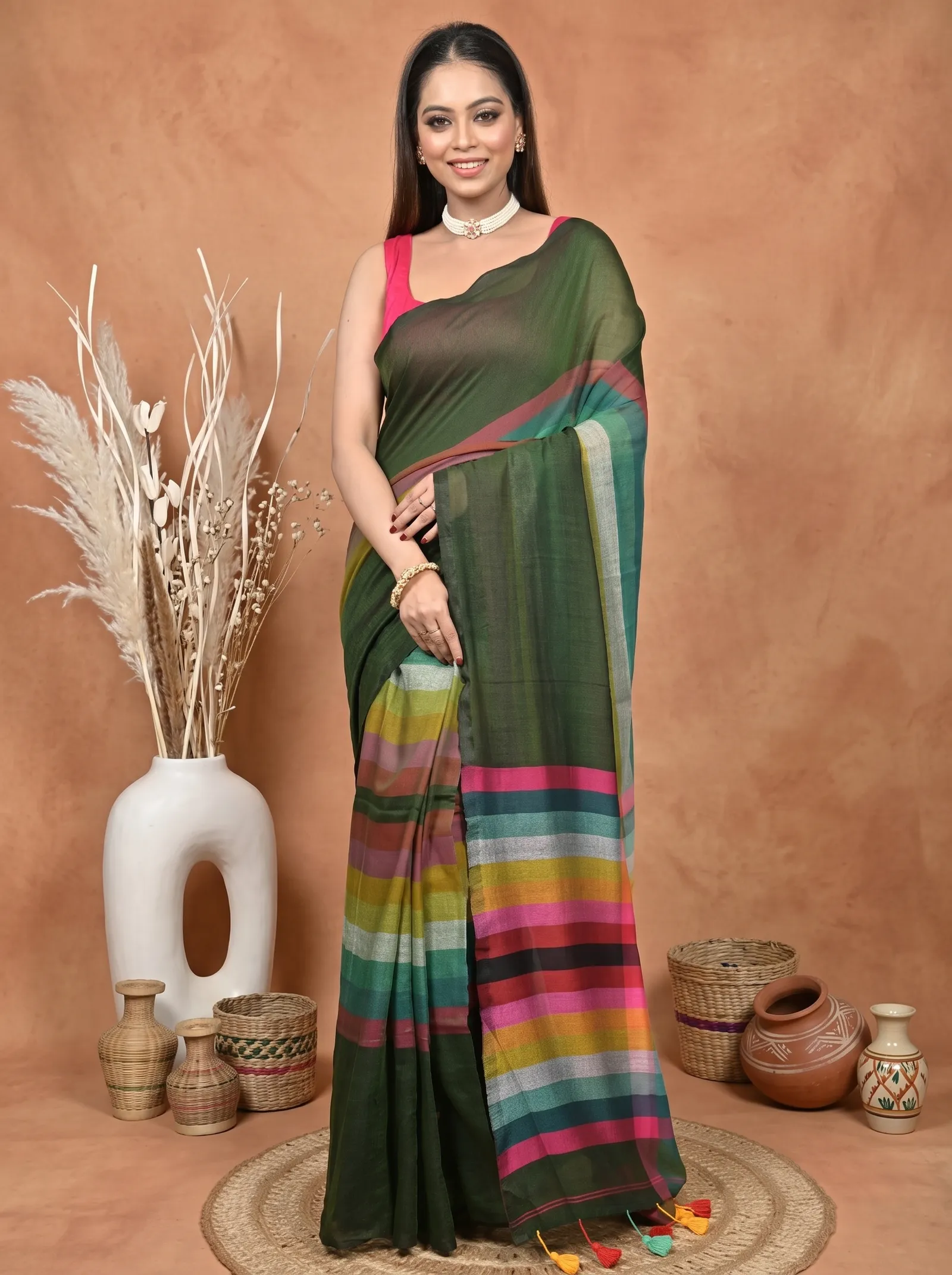 DipDiya Khadi Cotton  Traditional Bengali Dark Green Artisan Crafted Sounur Handloom Saree
