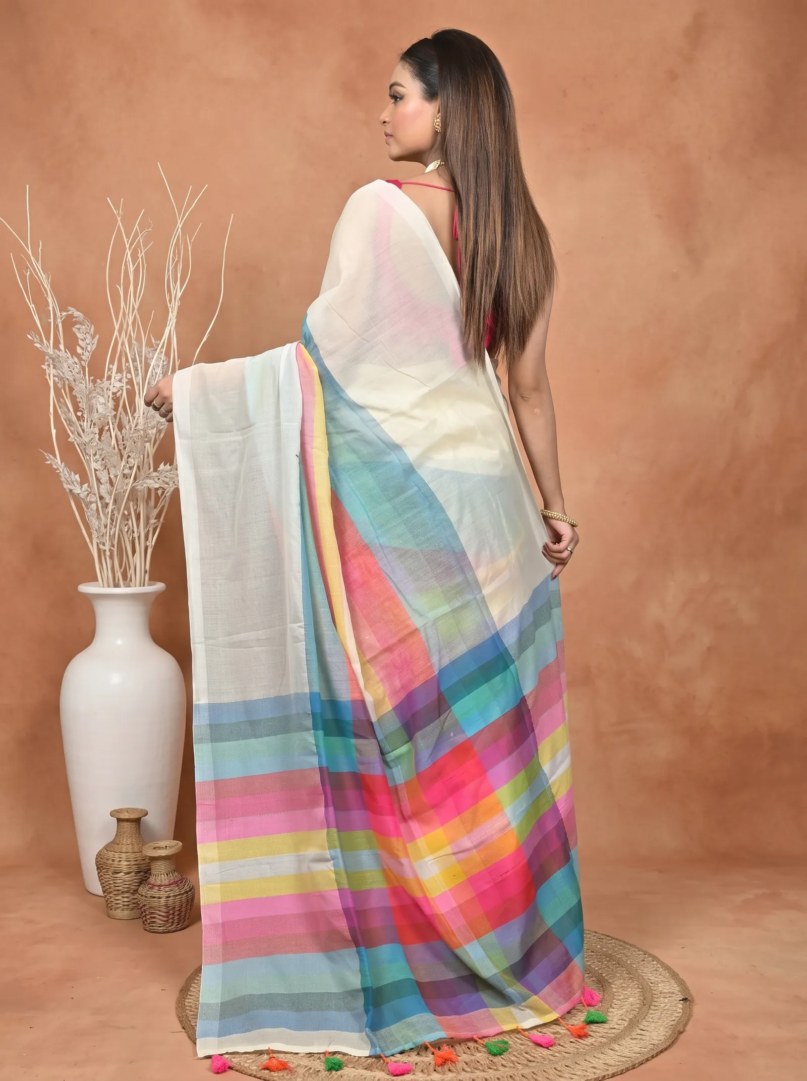 DipDiya Khadi Cotton  Traditional Bengali White Artisan Crafted Sounur Handloom Saree