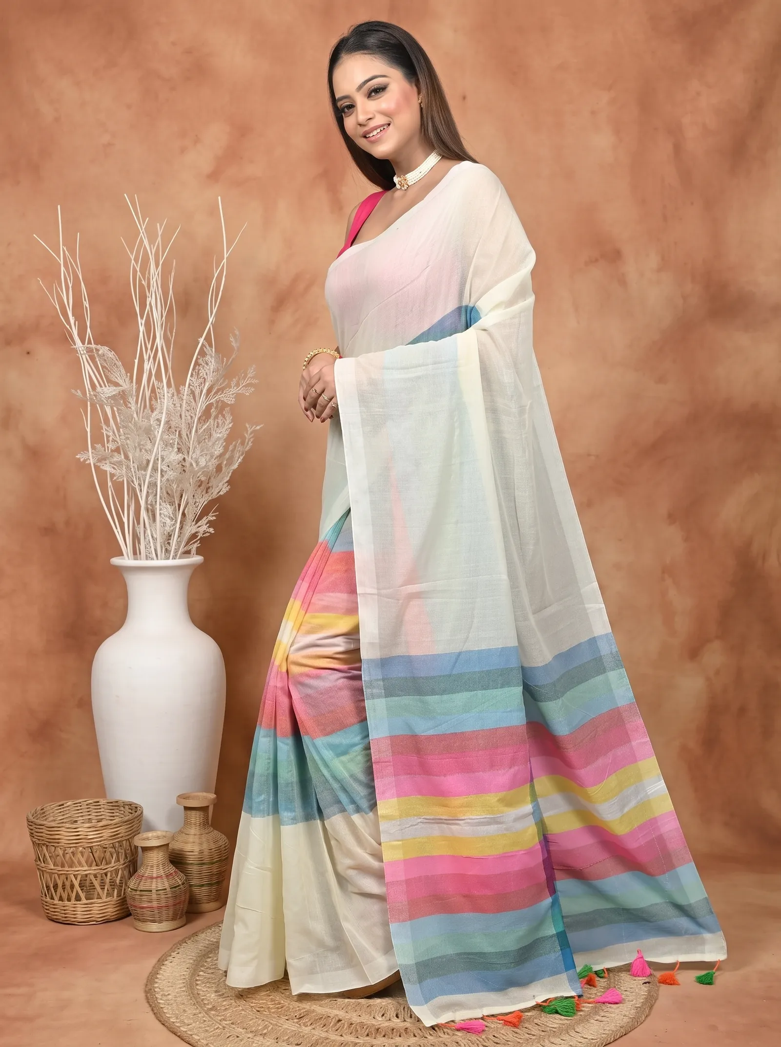 DipDiya Khadi Cotton  Traditional Bengali White Artisan Crafted Sounur Handloom Saree