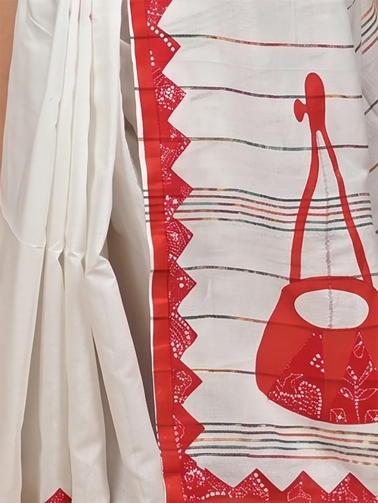 DipDiya Khadi Cotton  Traditional Bengali White Red Artisan Crafted Ektara Applique Saree
