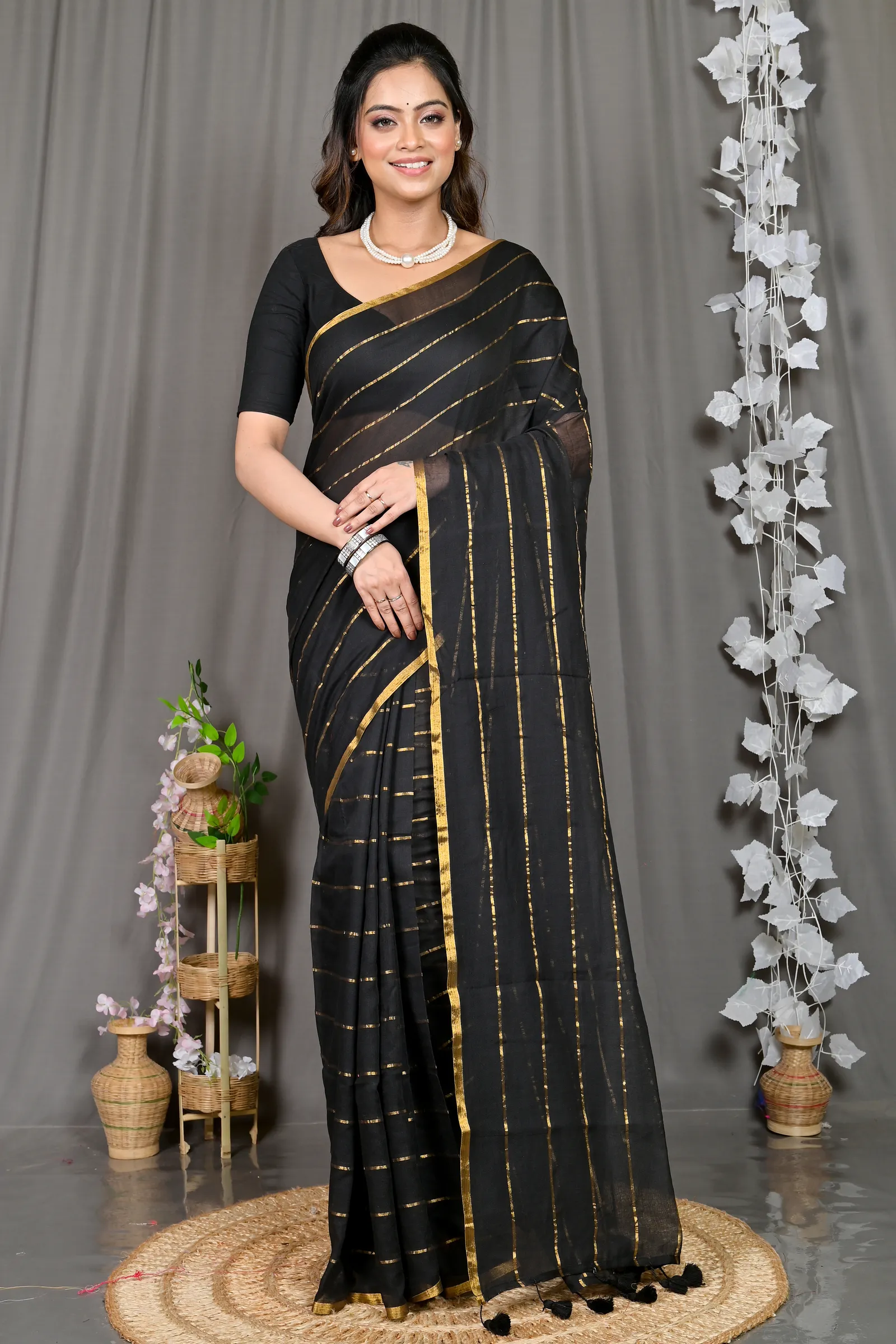 DipDiya Mal Cotton Black Pari Essence of Bengal Handloom Sarees