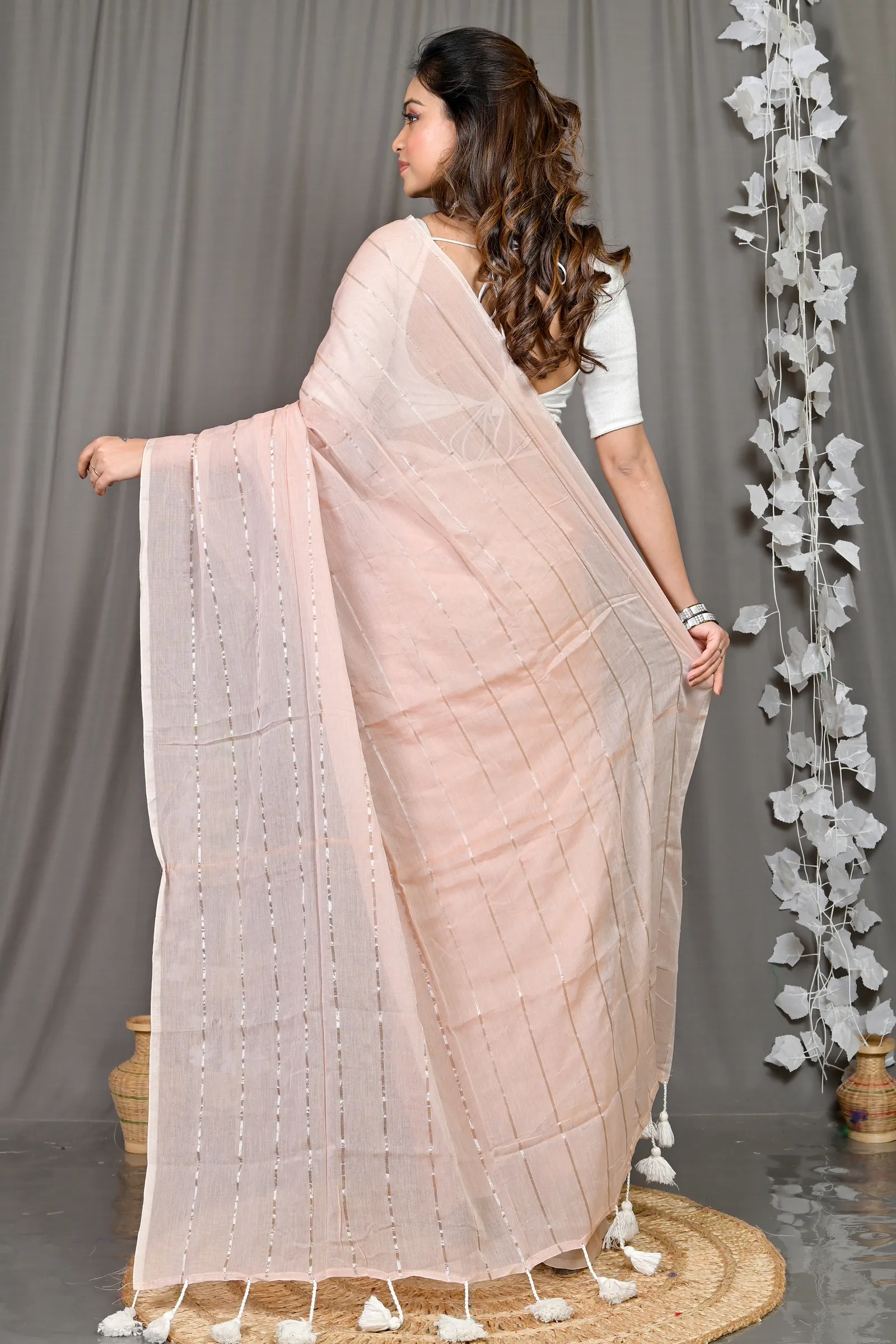 DipDiya Mal Cotton Cream Pari Handloom Heritage Handloom Sarees