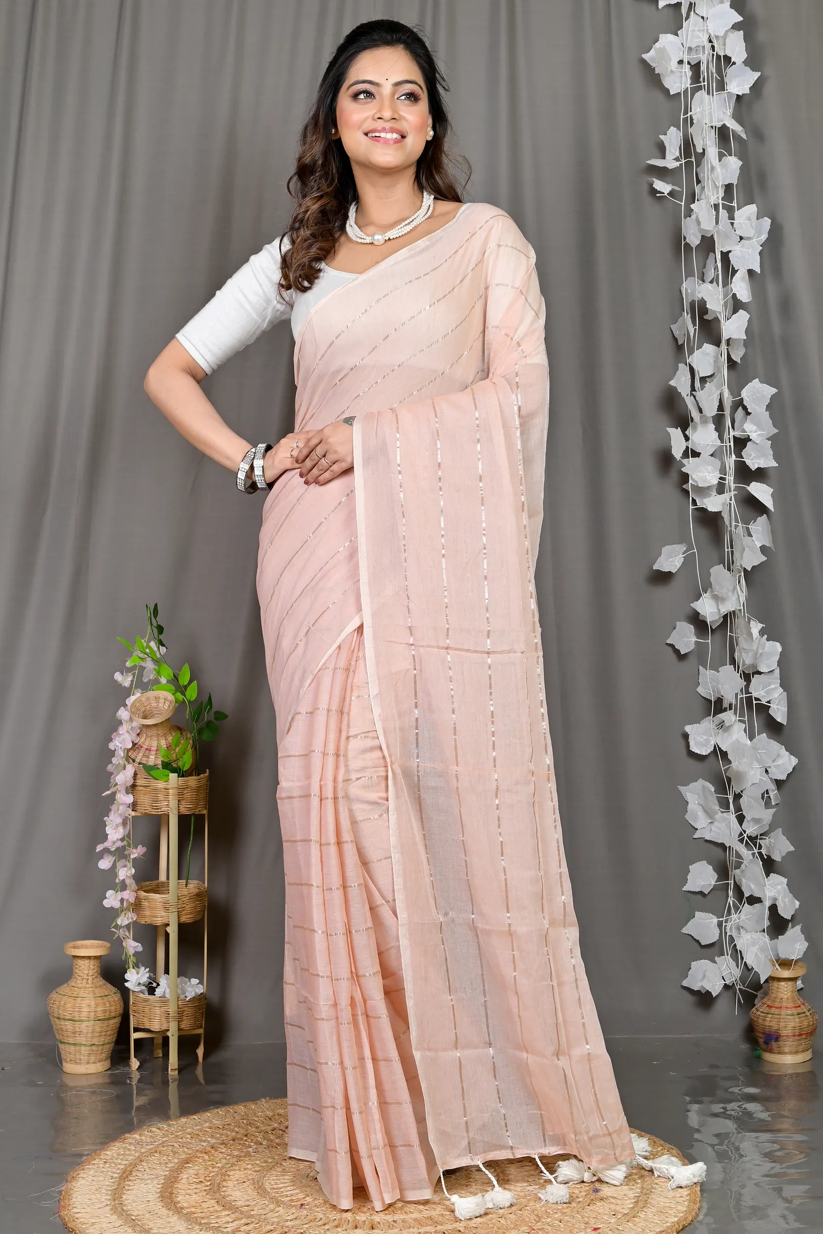 DipDiya Mal Cotton Cream Pari Handloom Heritage Handloom Sarees