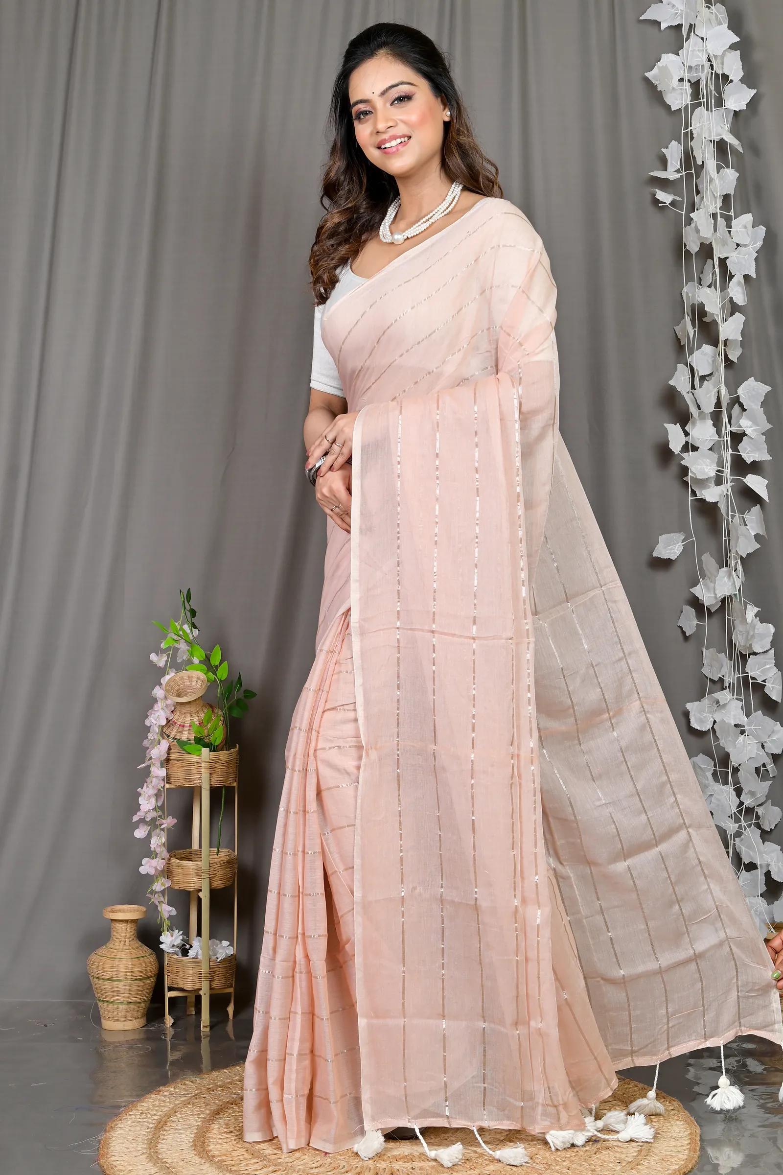 DipDiya Mal Cotton Cream Pari Handloom Heritage Handloom Sarees