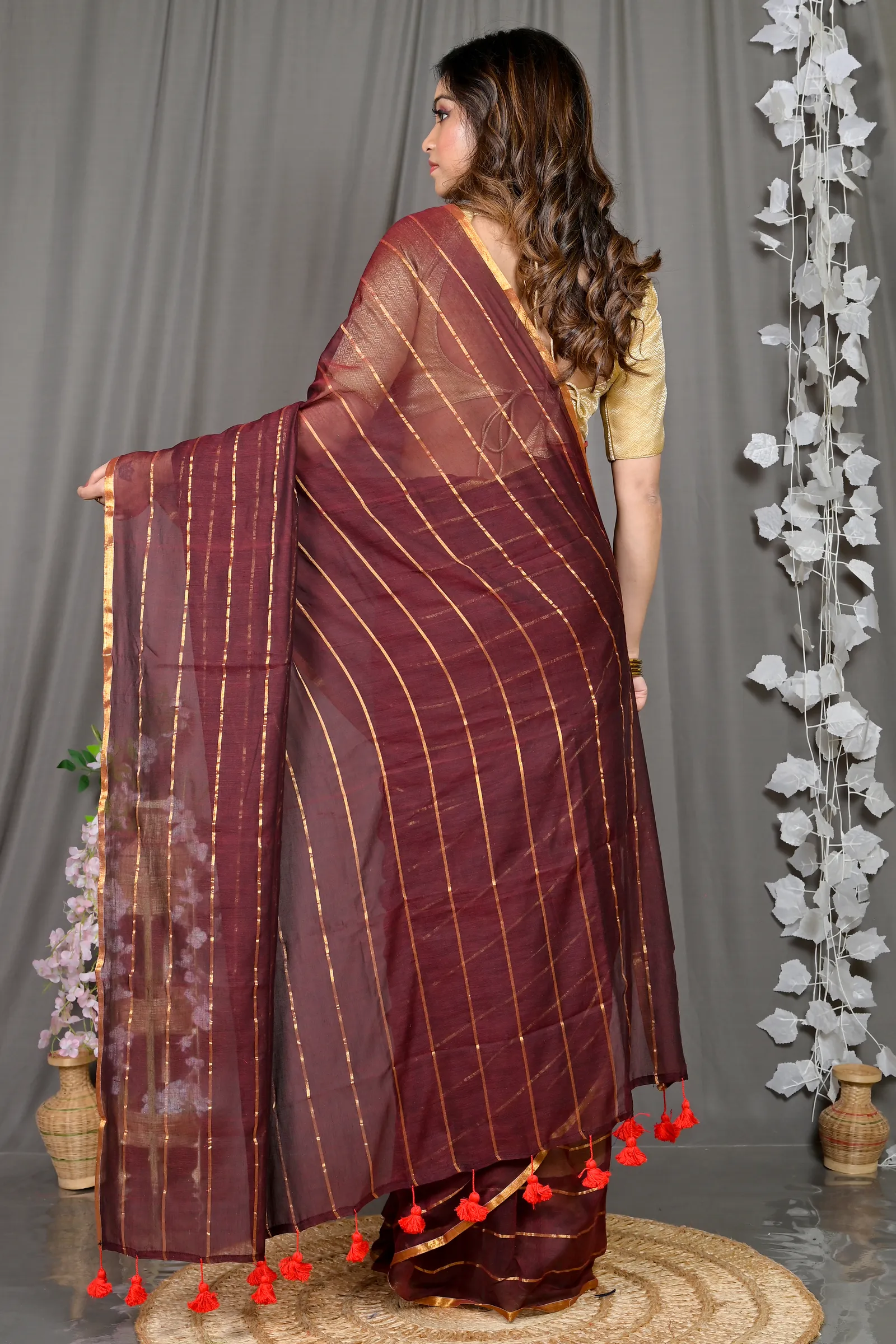 DipDiya Mal Cotton Maroon Pari Elegant by Tradition Handloom Sarees