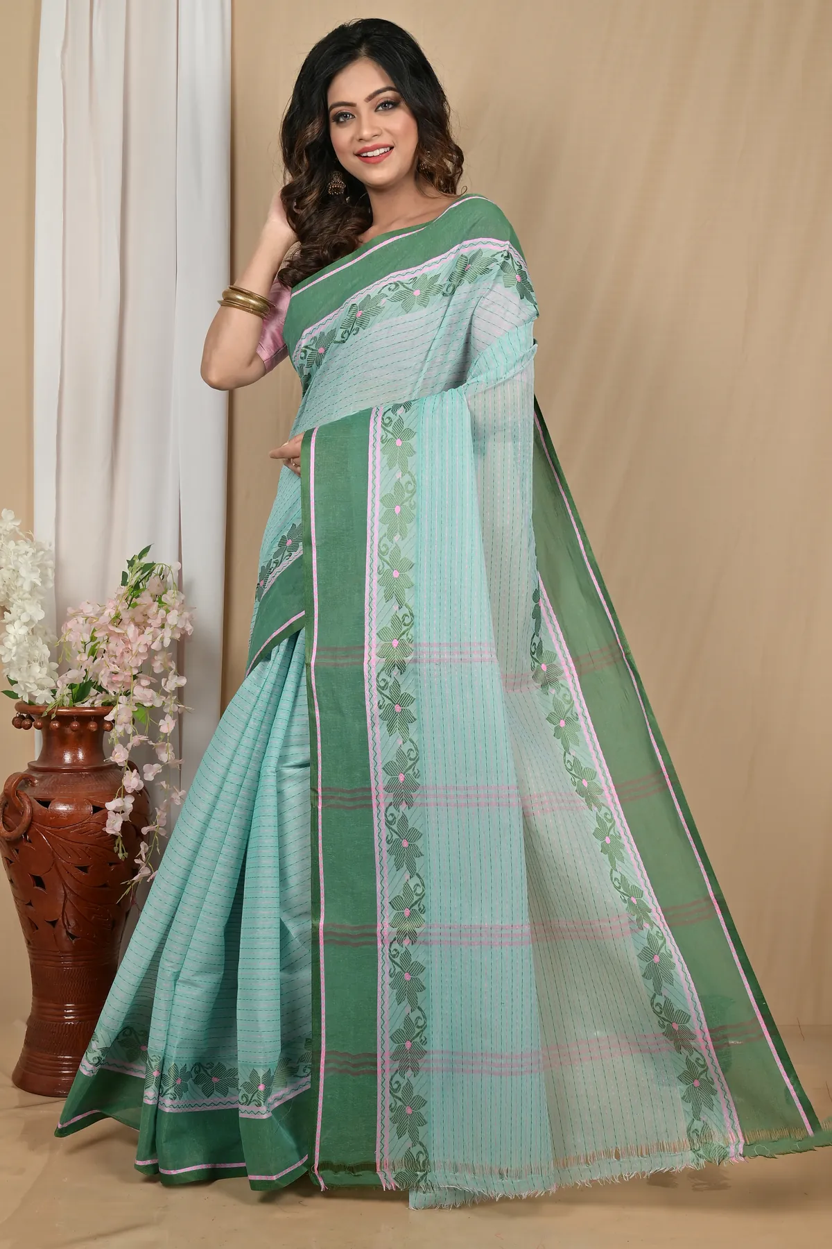 DipDiya Pure Cotton Aqua Green Achpan Pure Bengali Grace Tant Sarees