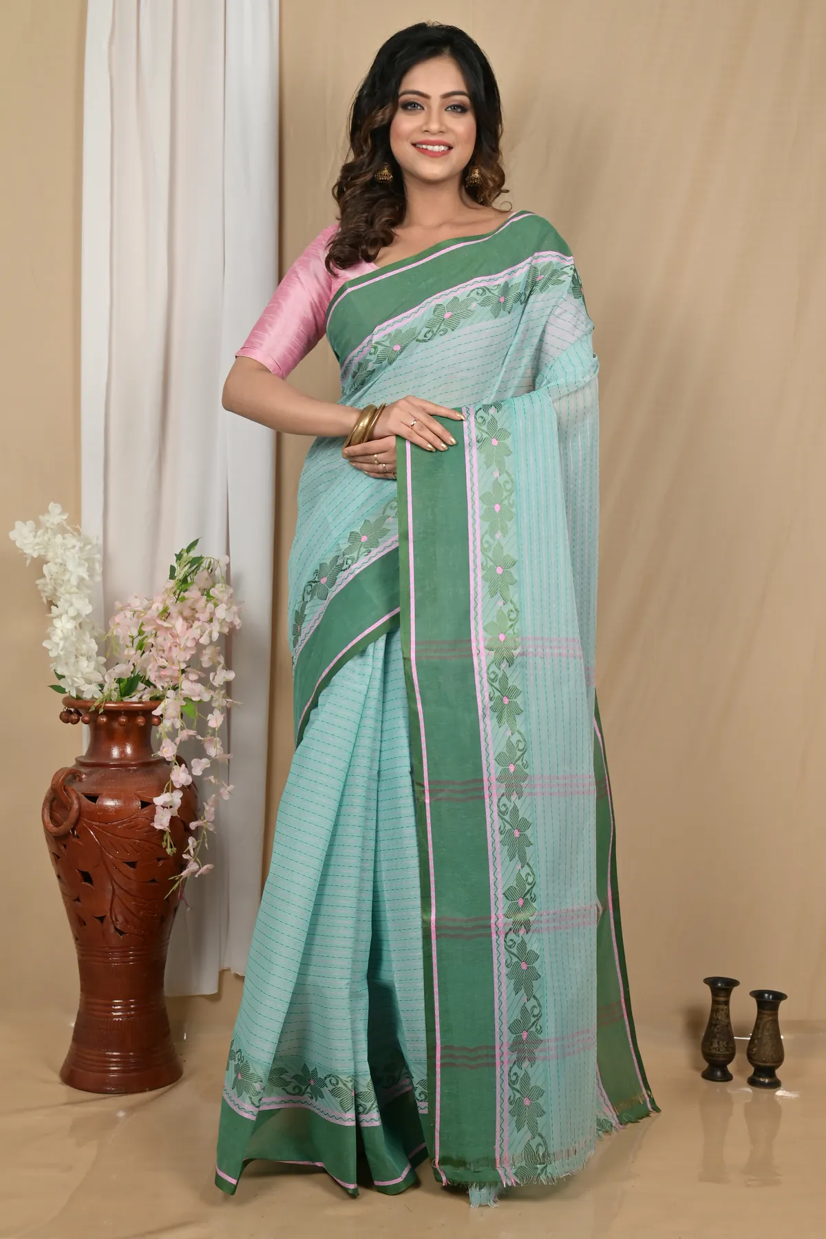 DipDiya Pure Cotton Aqua Green Achpan Pure Bengali Grace Tant Sarees