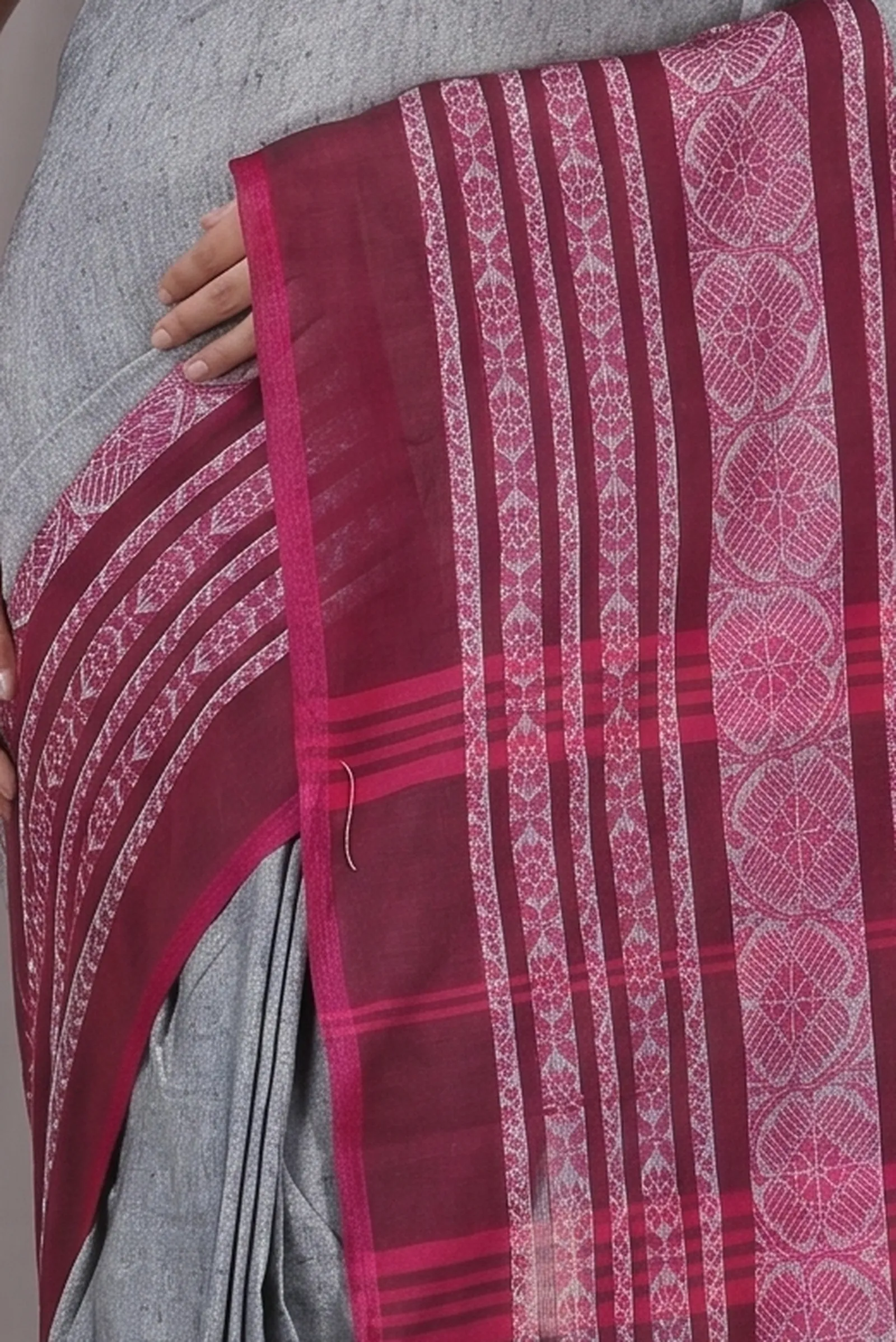 DipDiya Pure Cotton  Artisan Crafted Black Rani Traditional Bengali Begompuri Hand Handloom Saree