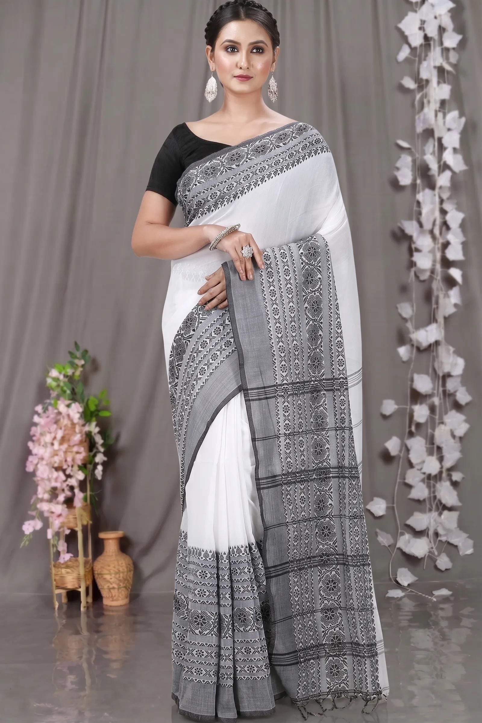 DipDiya Pure Cotton  Artisan Crafted Black White Traditional Bengali Begompuri Hand Handloom Saree
