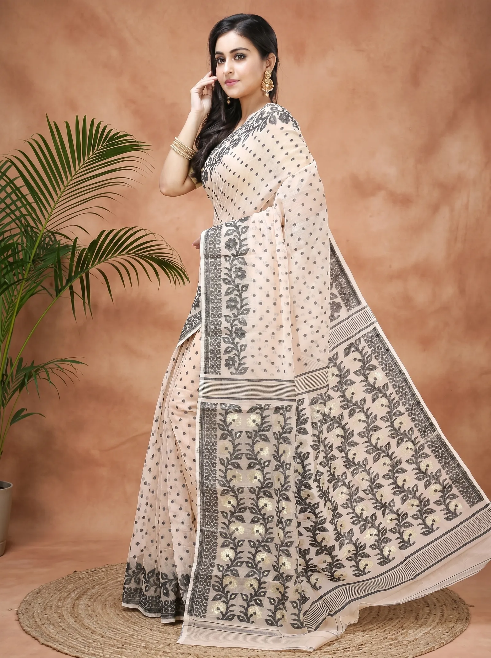 DipDiya Pure Cotton  Artisan Crafted Black White Traditional Bengali Boll Jamdani Jamdani Saree