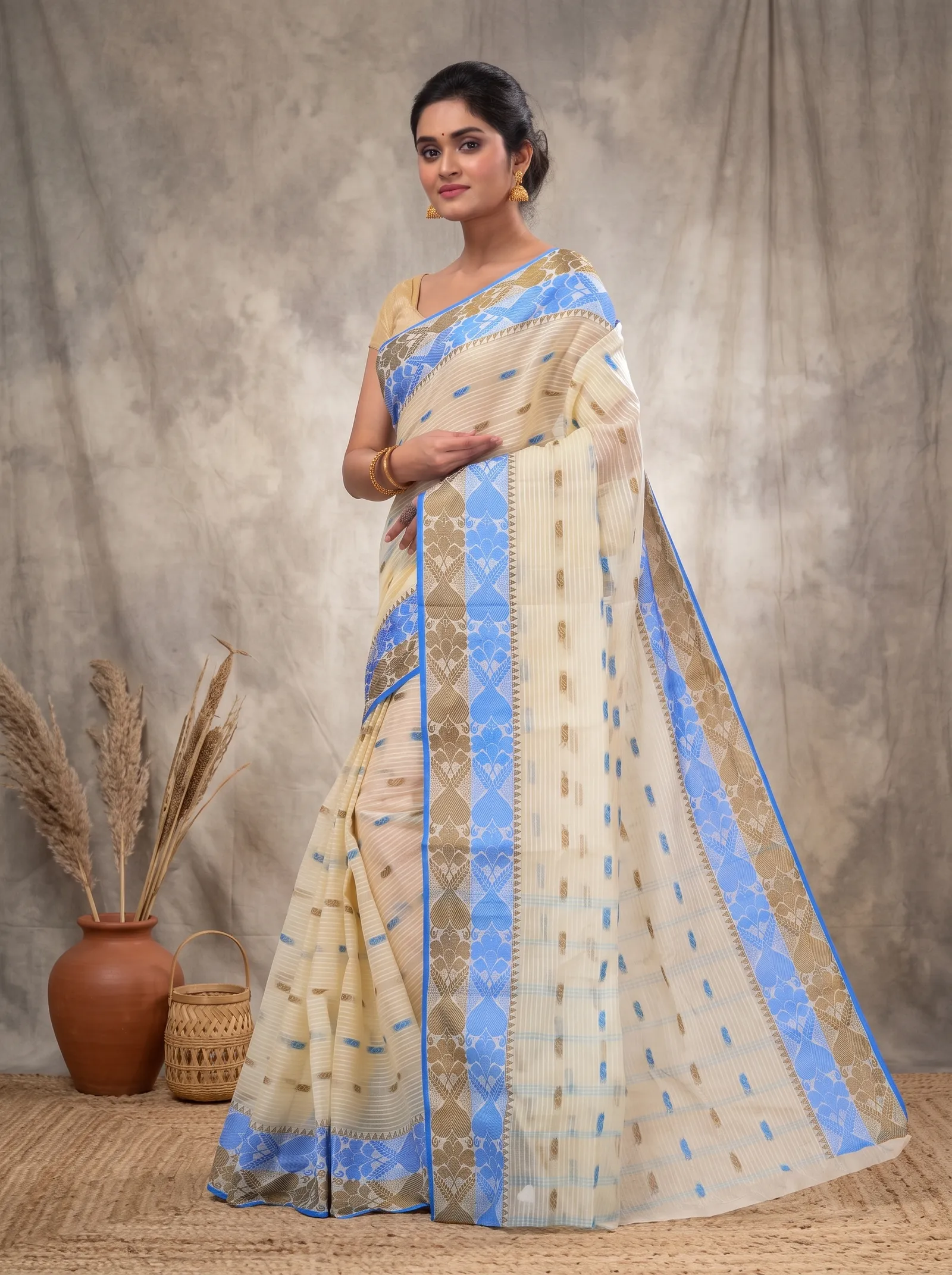 DipDiya Pure Cotton  Artisan Crafted Blue Brown Traditional Bengali Aged Women Tant Saree
