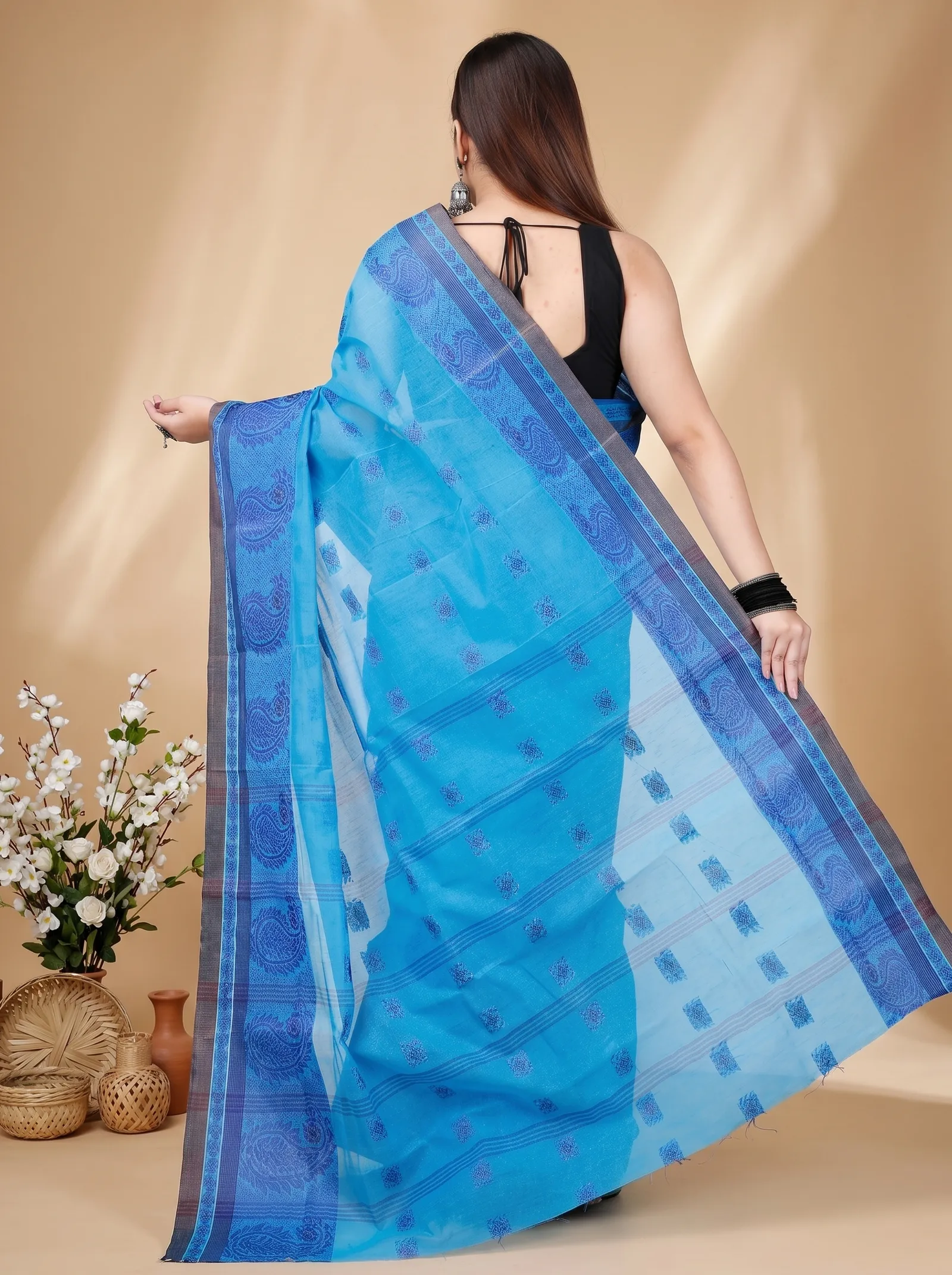 DipDiya Pure Cotton  Artisan Crafted Blue Traditional Bengali Aloka Tant Saree