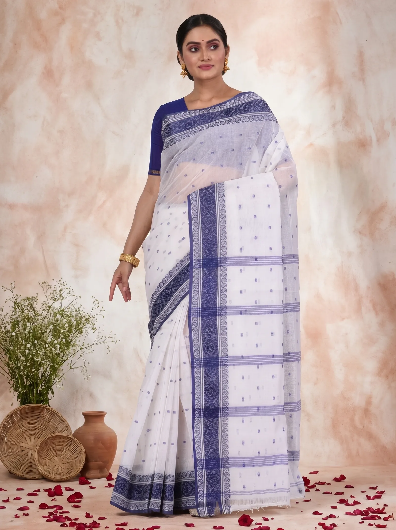 DipDiya Pure Cotton  Artisan Crafted Blue Traditional Bengali Boysko Tant Saree