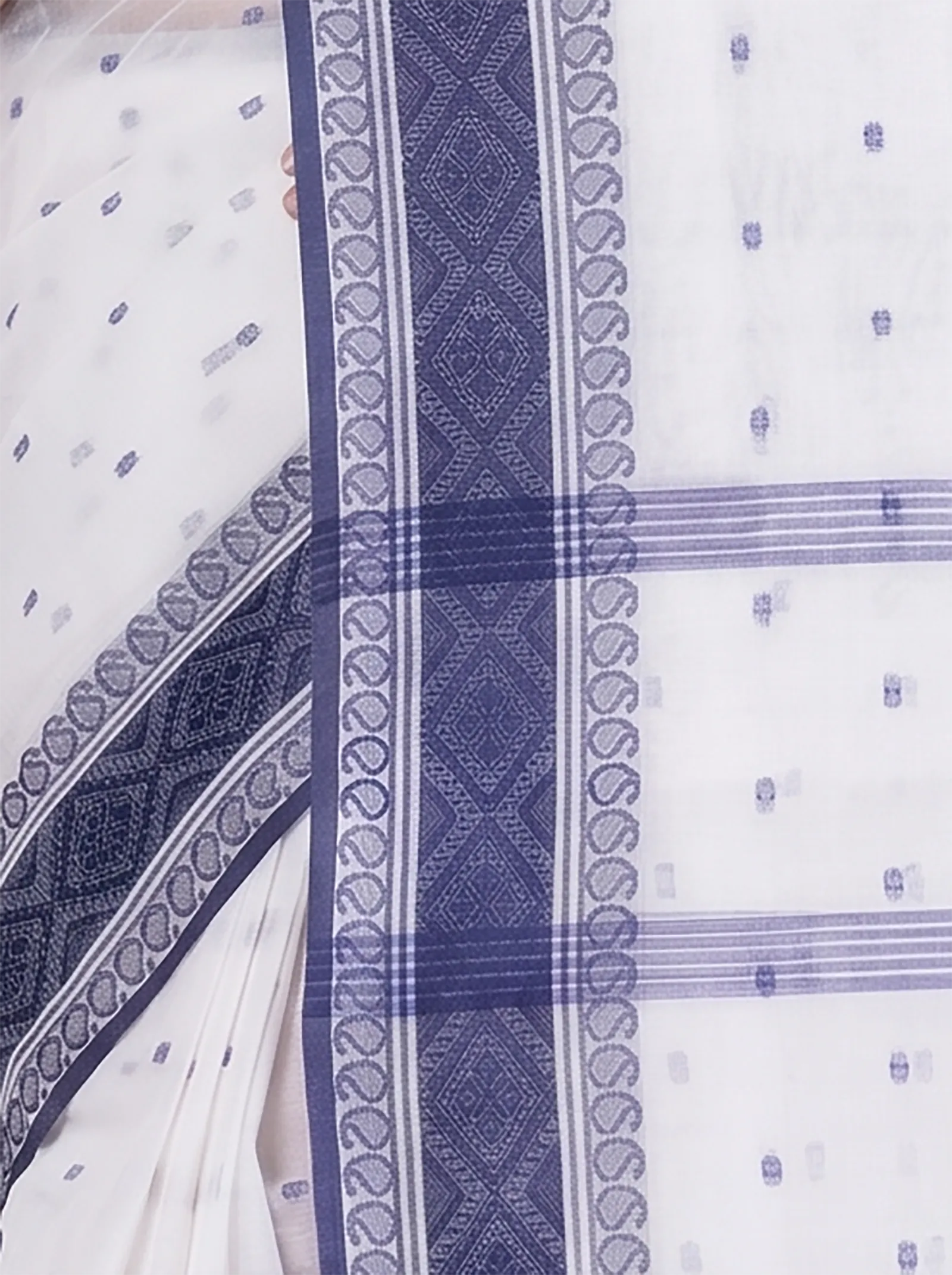 DipDiya Pure Cotton  Artisan Crafted Blue Traditional Bengali Boysko Tant Saree