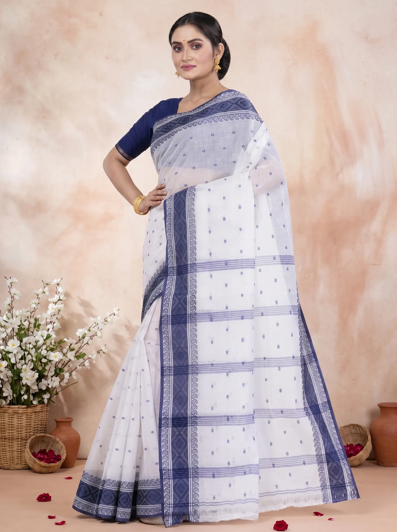 DipDiya Pure Cotton  Artisan Crafted Blue Traditional Bengali Boysko Tant Saree