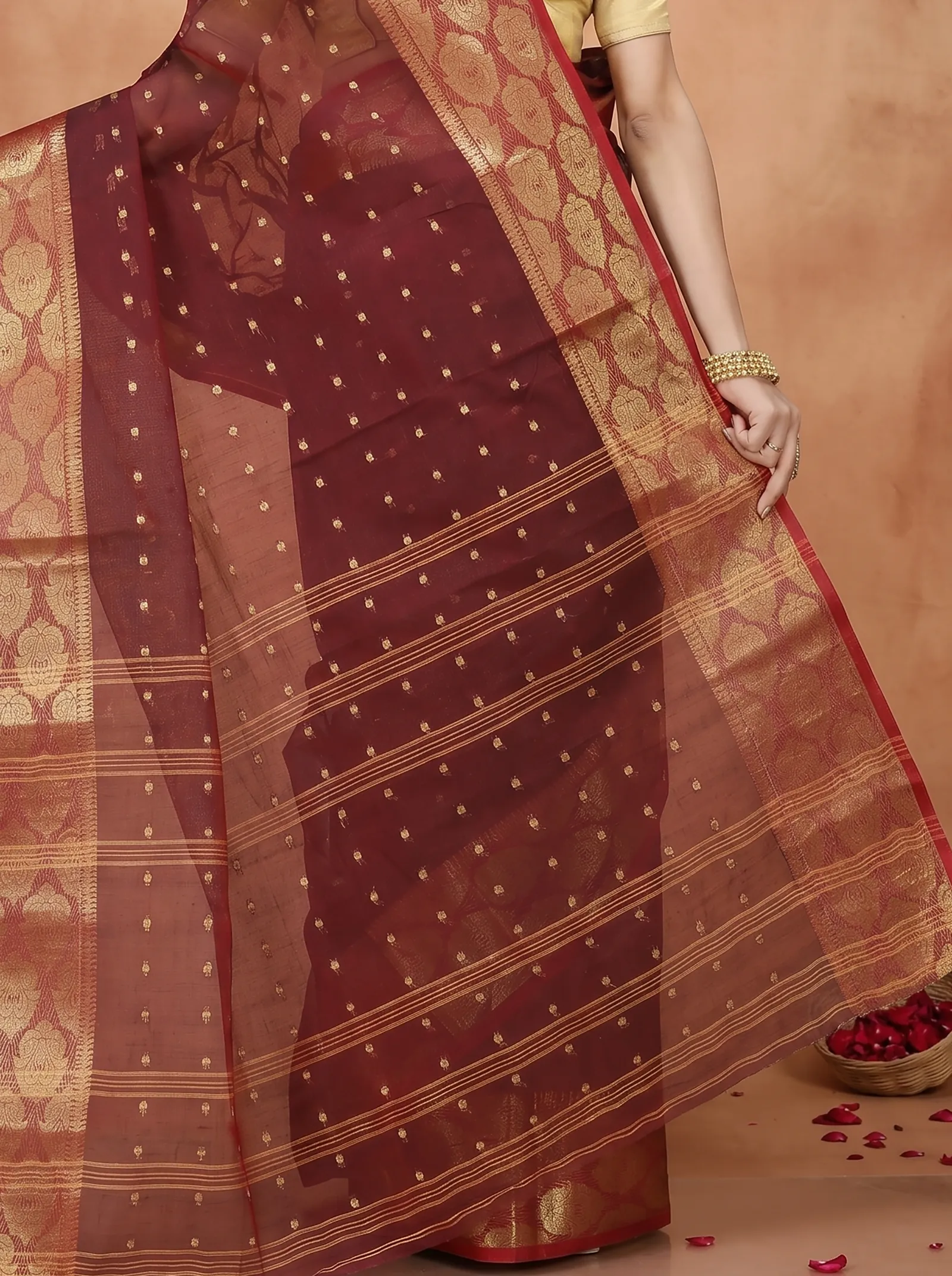 DipDiya Pure Cotton  Artisan Crafted Brown Traditional Bengali Asmani Tant Saree