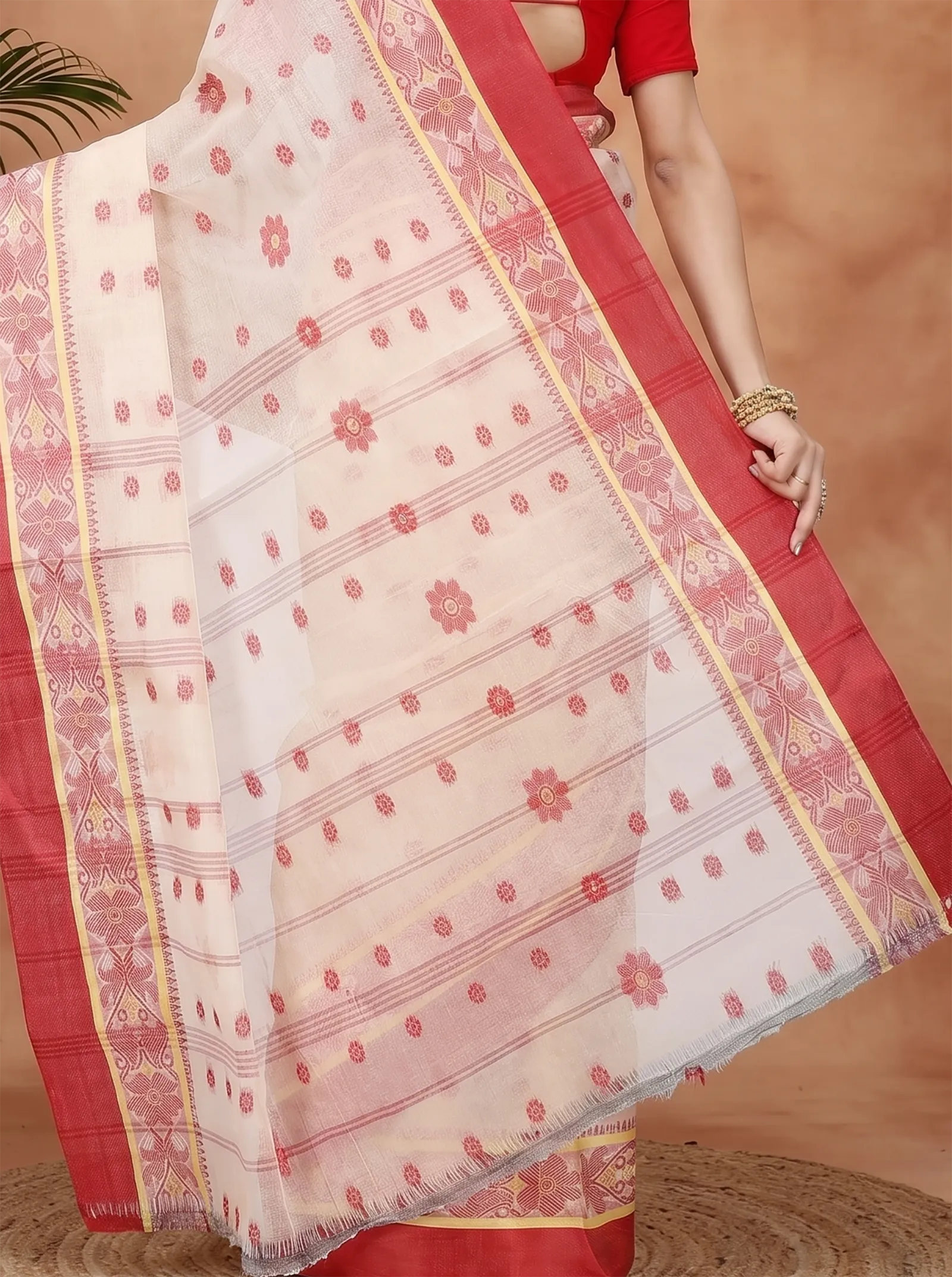 DipDiya Pure Cotton  Artisan Crafted Cream Red Traditional Bengali BolLata Tant Tant Saree