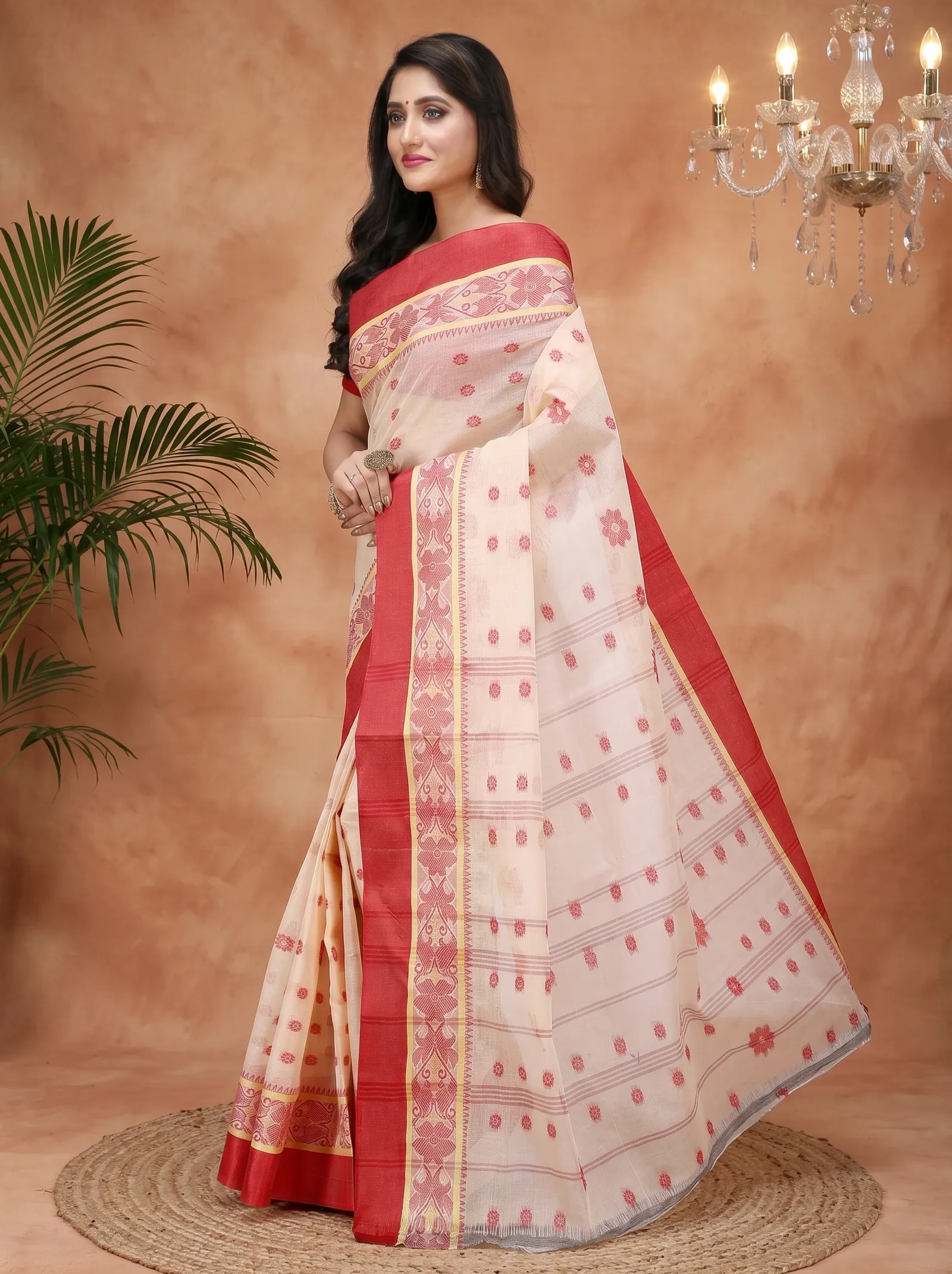 DipDiya Pure Cotton  Artisan Crafted Cream Red Traditional Bengali BolLata Tant Tant Saree