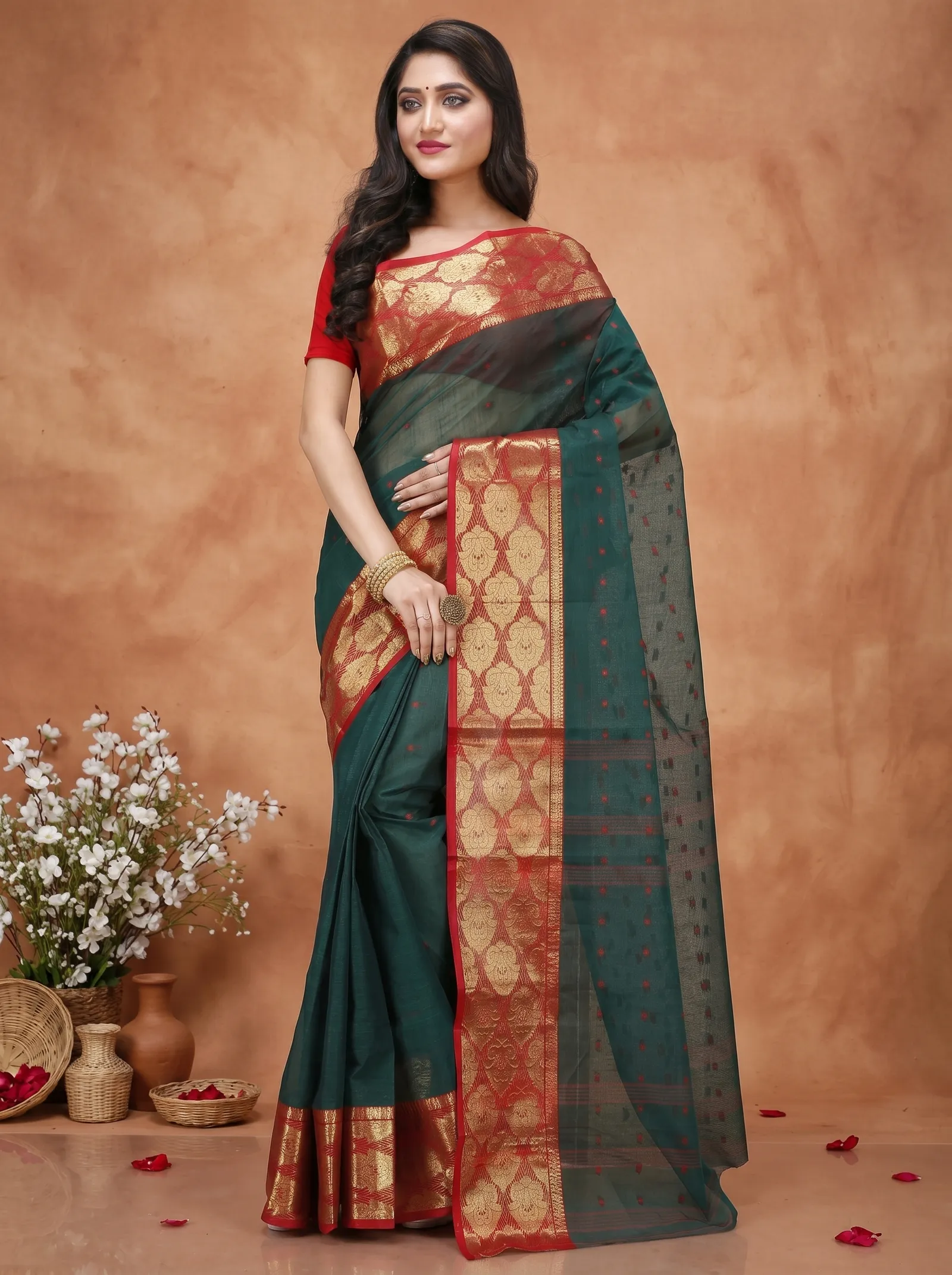 DipDiya Pure Cotton  Artisan Crafted Dark Green Traditional Bengali Asmani Tant Saree