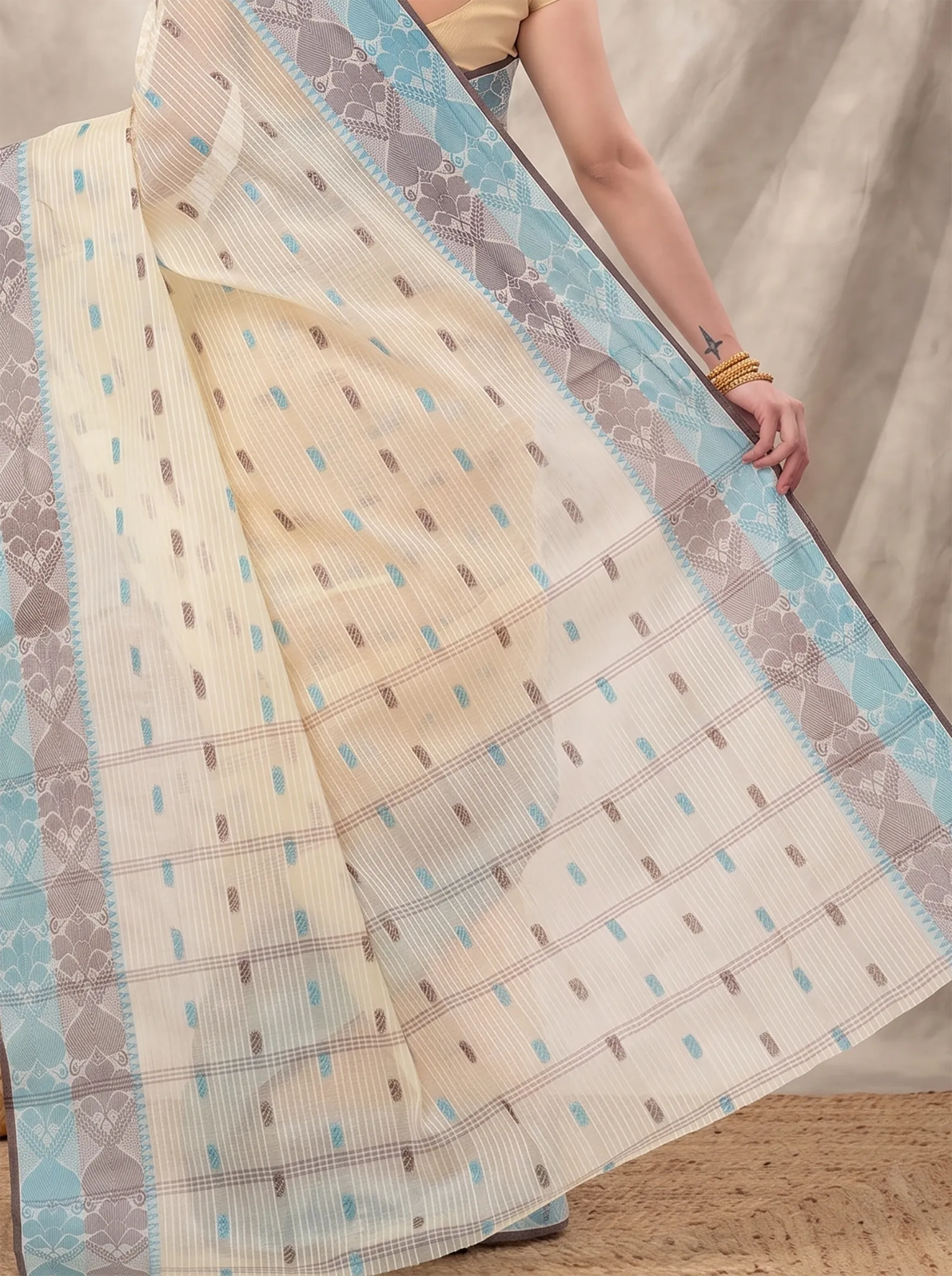 DipDiya Pure Cotton  Artisan Crafted Green Brown Traditional Bengali Aged Women Tant Saree