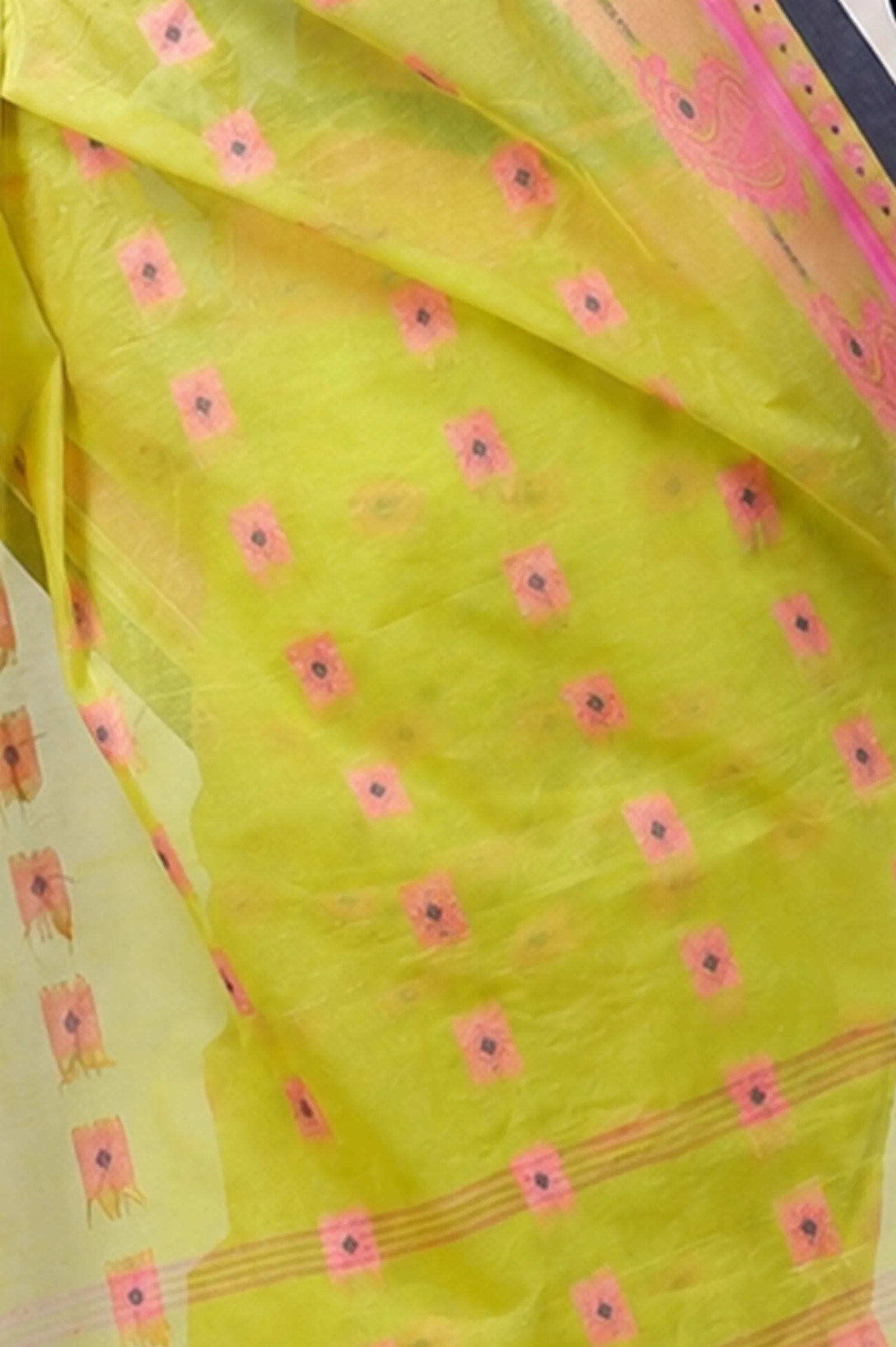 DipDiya Pure Cotton  Artisan Crafted Green Traditional Bengali Aloka Tant Saree