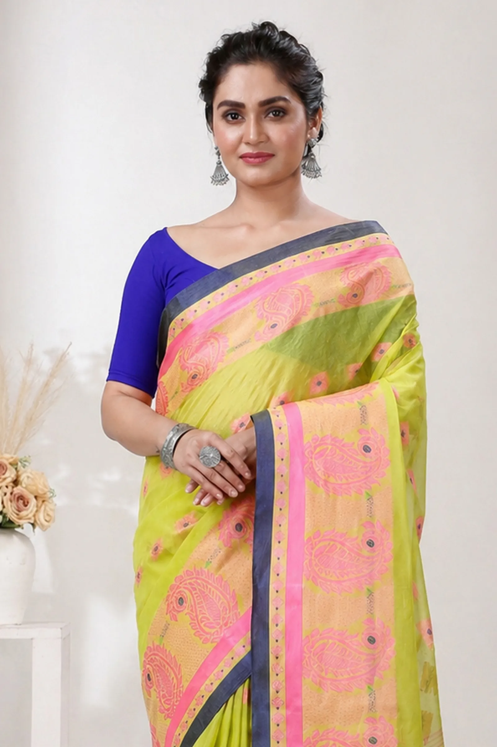 DipDiya Pure Cotton  Artisan Crafted Green Traditional Bengali Aloka Tant Saree