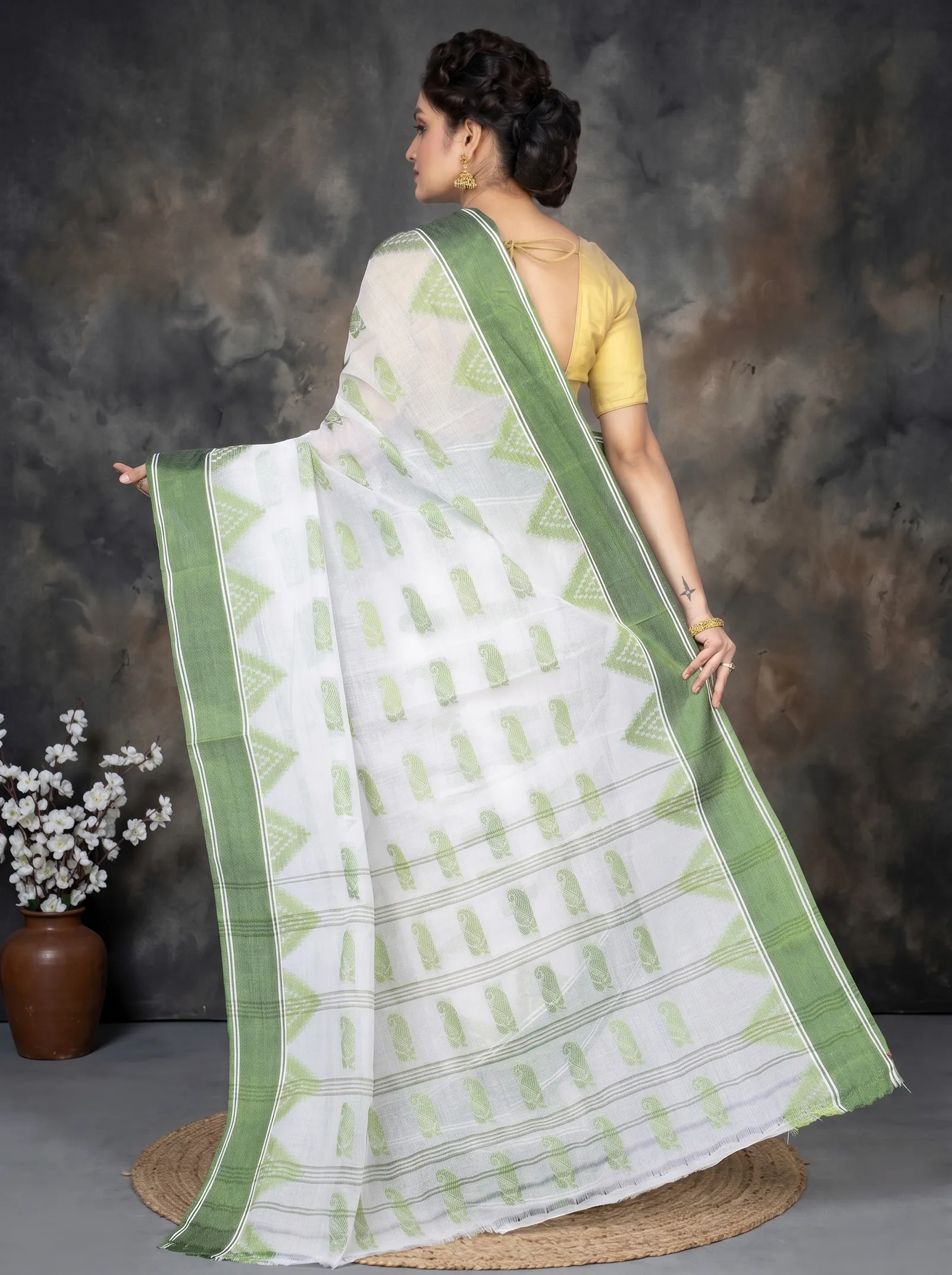 DipDiya Pure Cotton  Artisan Crafted Green Traditional Bengali Archana Tant Saree