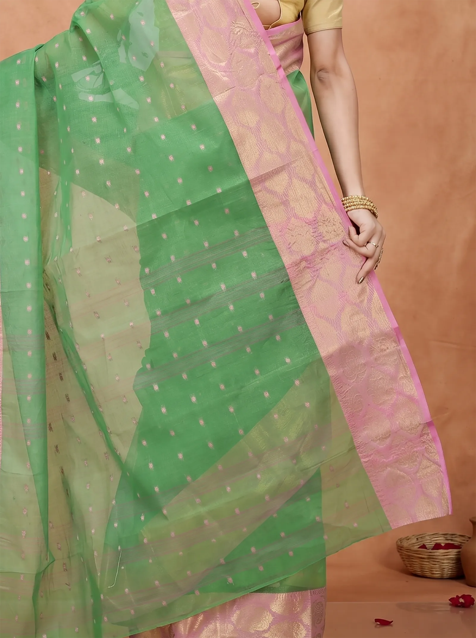 DipDiya Pure Cotton  Artisan Crafted Green Traditional Bengali Asmani Tant Saree