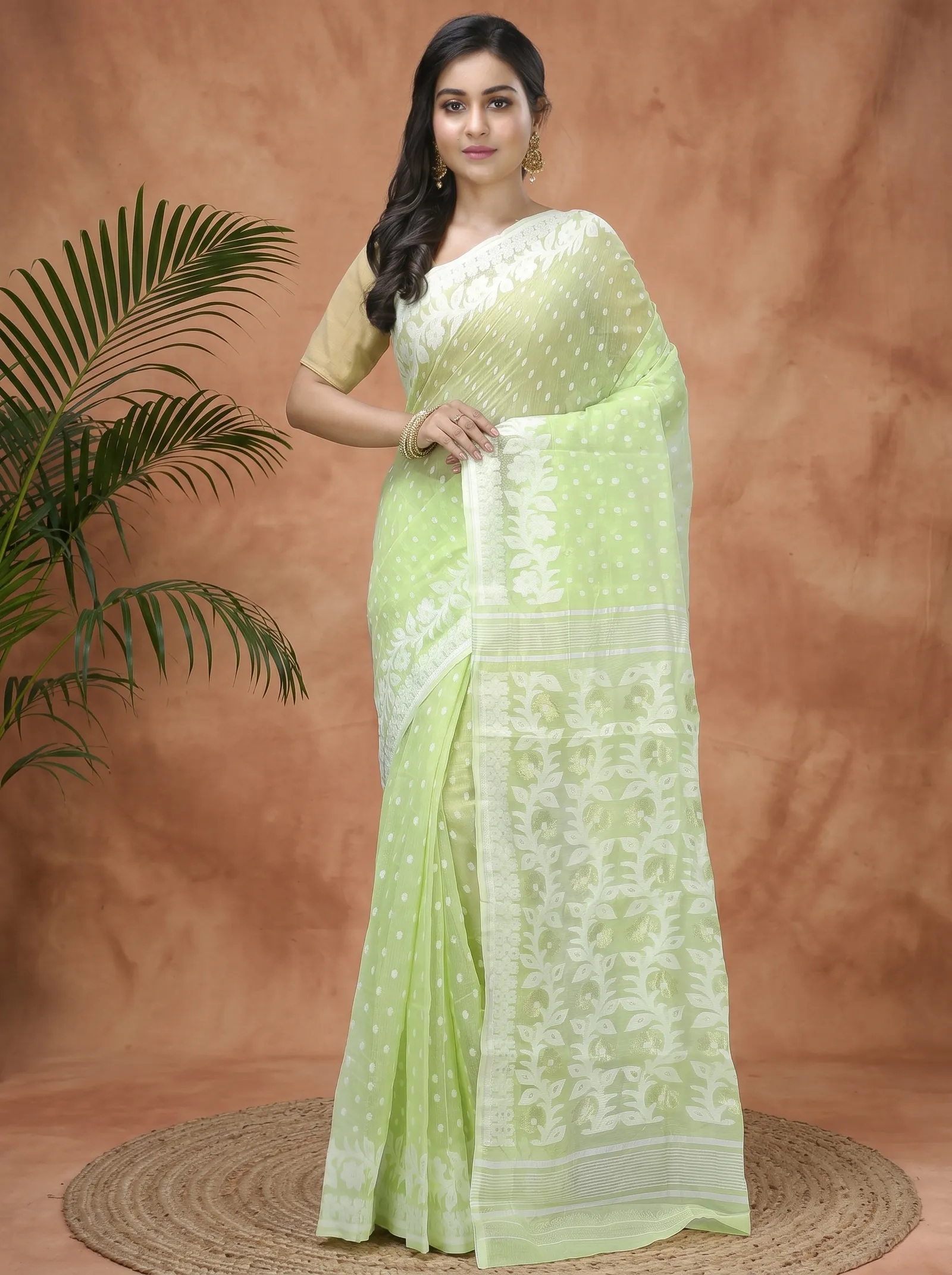 DipDiya Pure Cotton  Artisan Crafted Green Traditional Bengali Boll Jamdani Jamdani Saree
