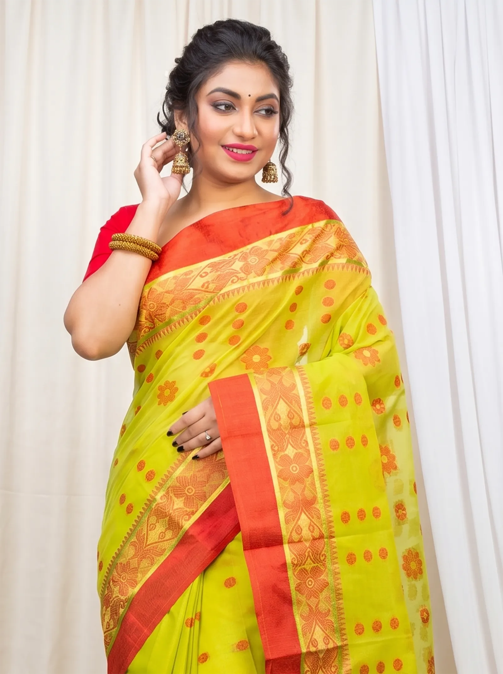 DipDiya Pure Cotton  Artisan Crafted Green Traditional Bengali BolLata Tant Tant Saree