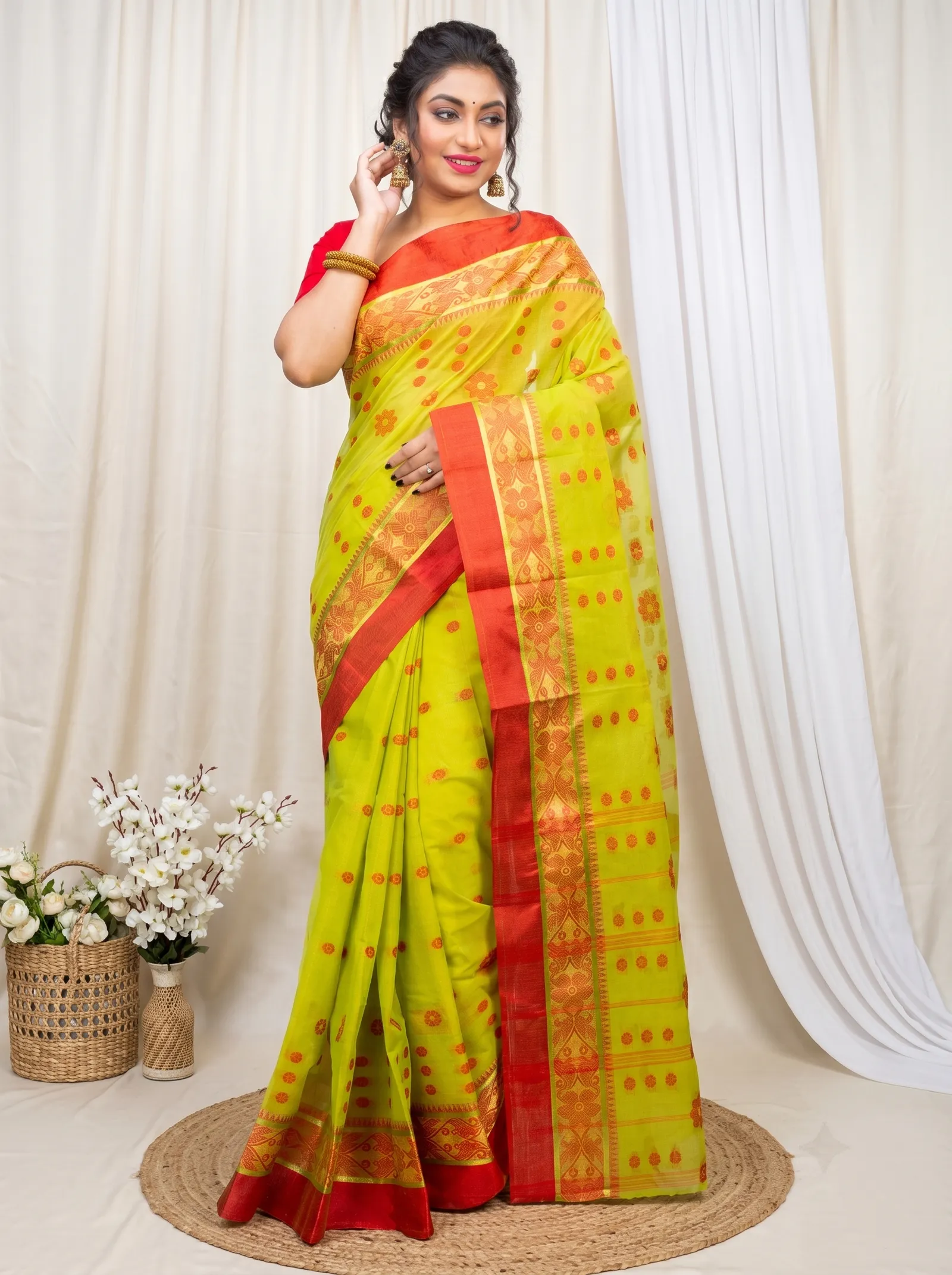 DipDiya Pure Cotton  Artisan Crafted Green Traditional Bengali BolLata Tant Tant Saree