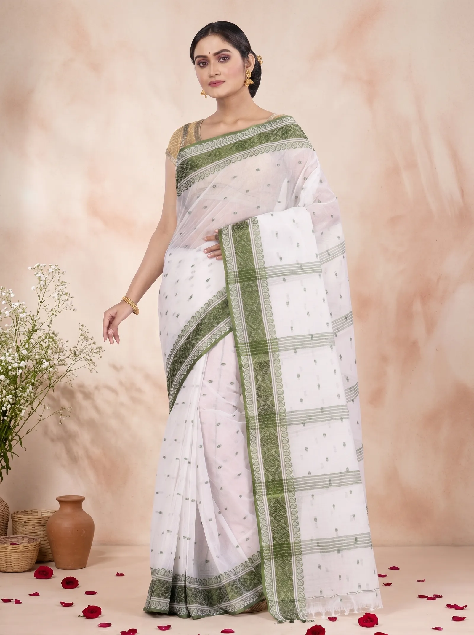 DipDiya Pure Cotton  Artisan Crafted Green Traditional Bengali Boysko Tant Saree