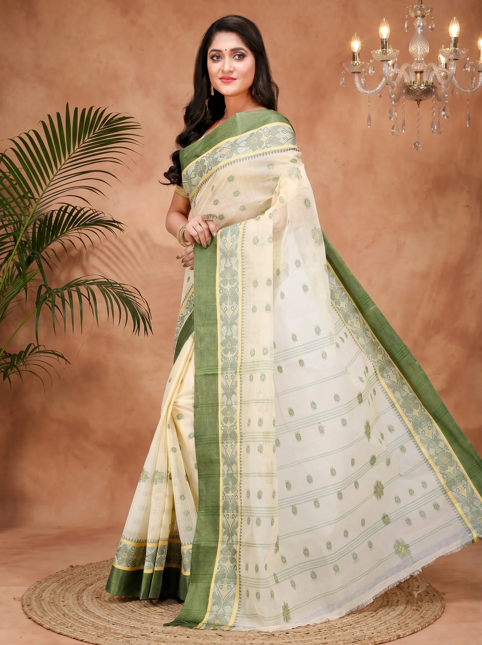 DipDiya Pure Cotton  Artisan Crafted Green White Traditional Bengali BolLata Tant Tant Saree