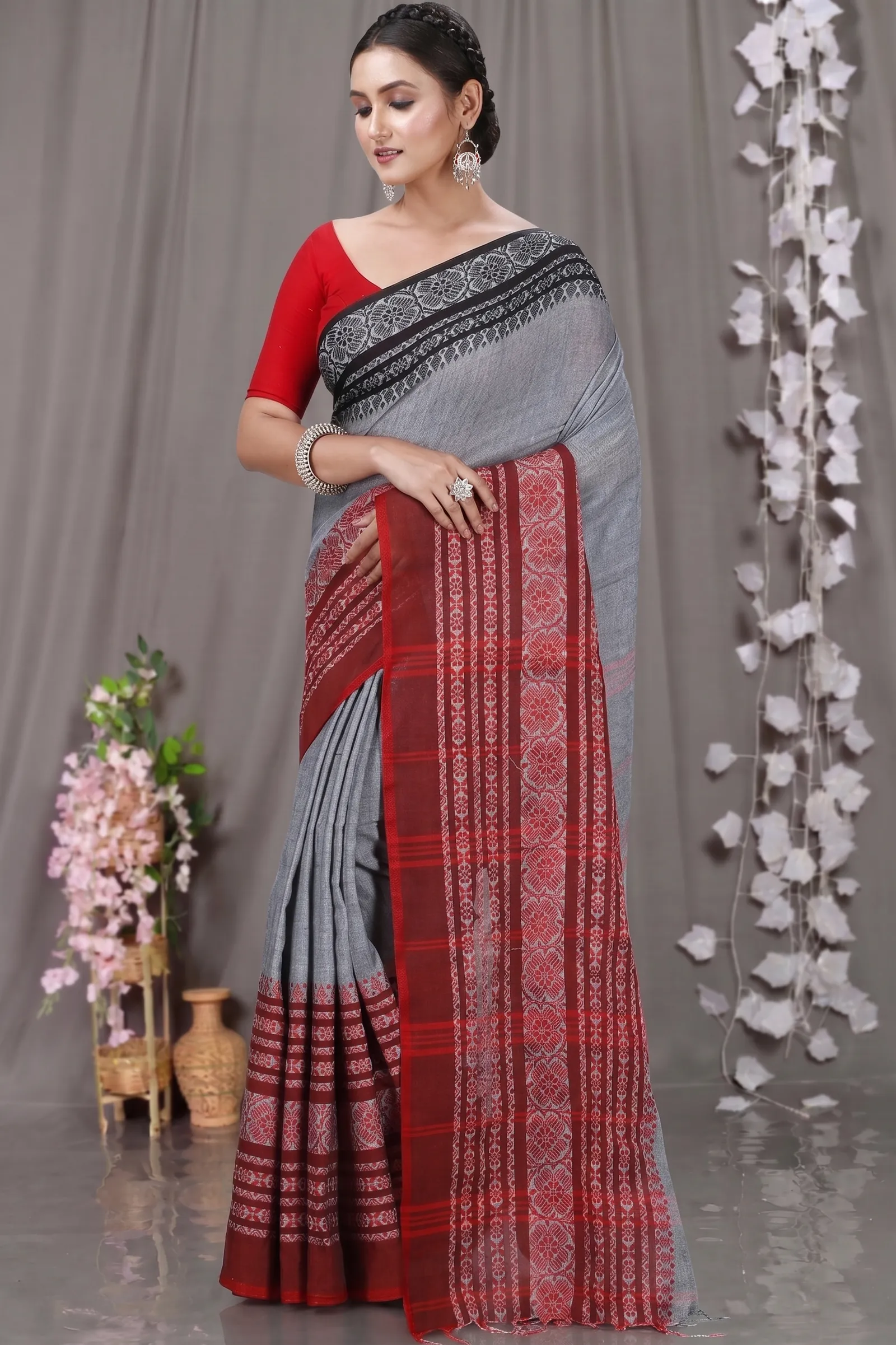 DipDiya Pure Cotton  Artisan Crafted Grey Black Traditional Bengali Begompuri Hand Handloom Saree