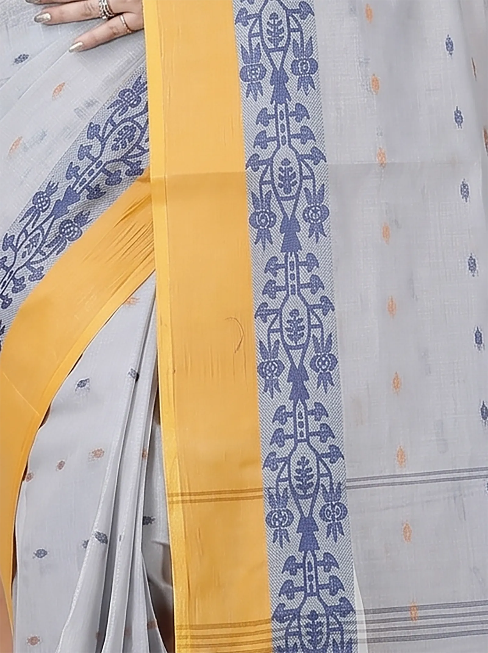 DipDiya Pure Cotton  Artisan Crafted Grey Traditional Bengali Apurva Tant Saree