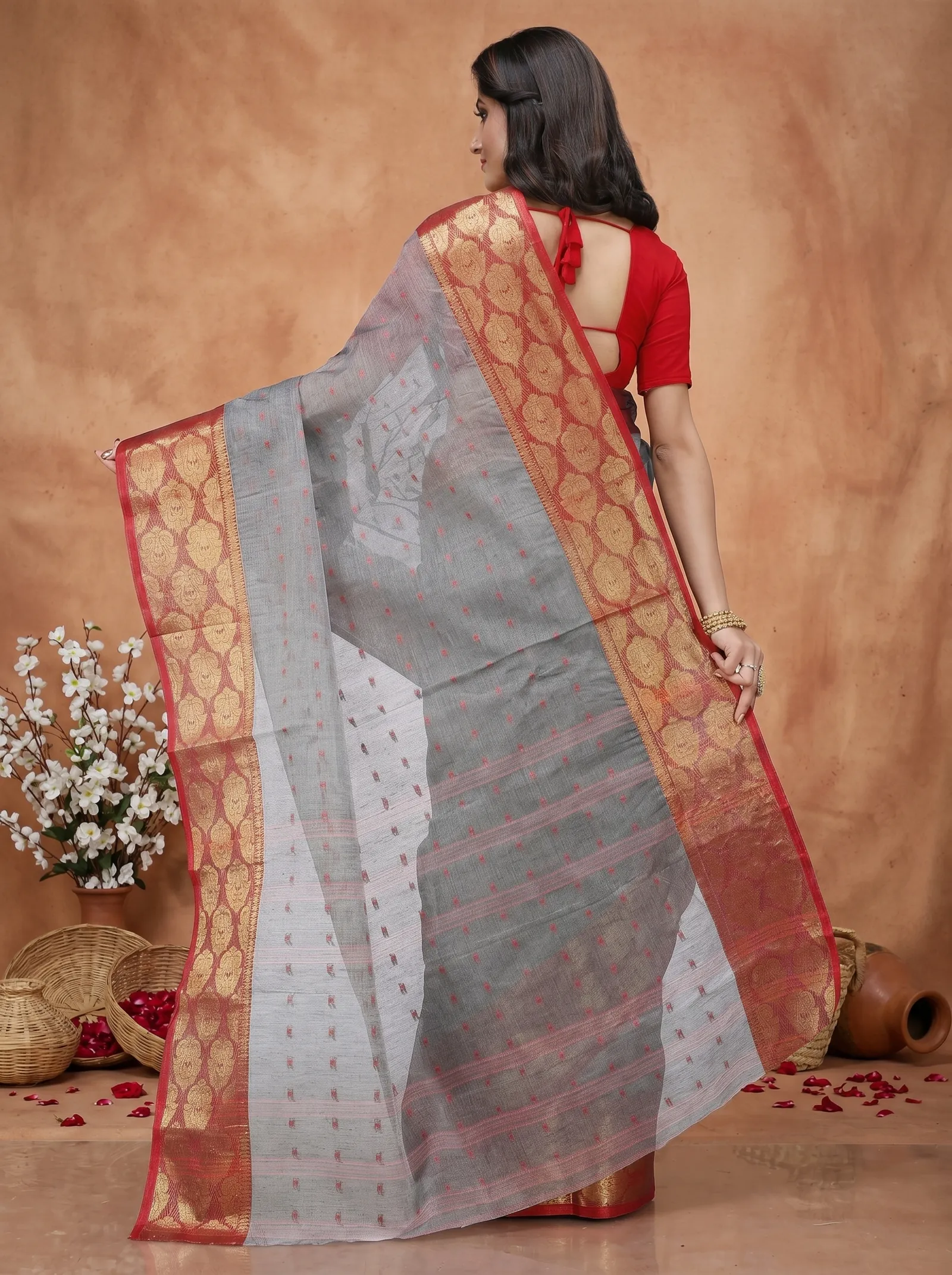 DipDiya Pure Cotton  Artisan Crafted Grey Traditional Bengali Asmani Tant Saree
