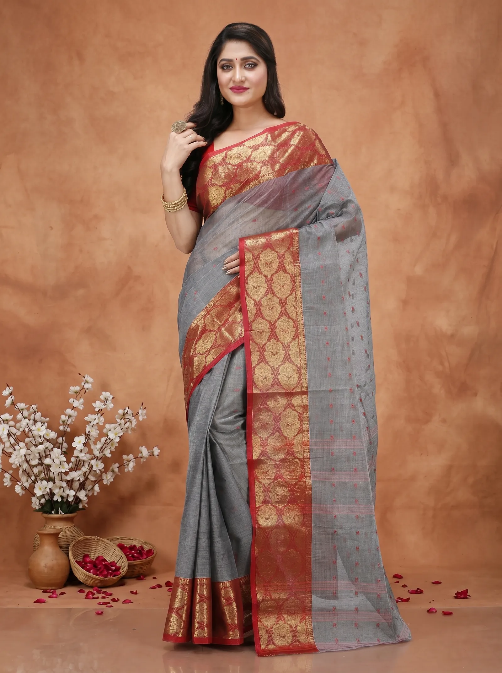 DipDiya Pure Cotton  Artisan Crafted Grey Traditional Bengali Asmani Tant Saree