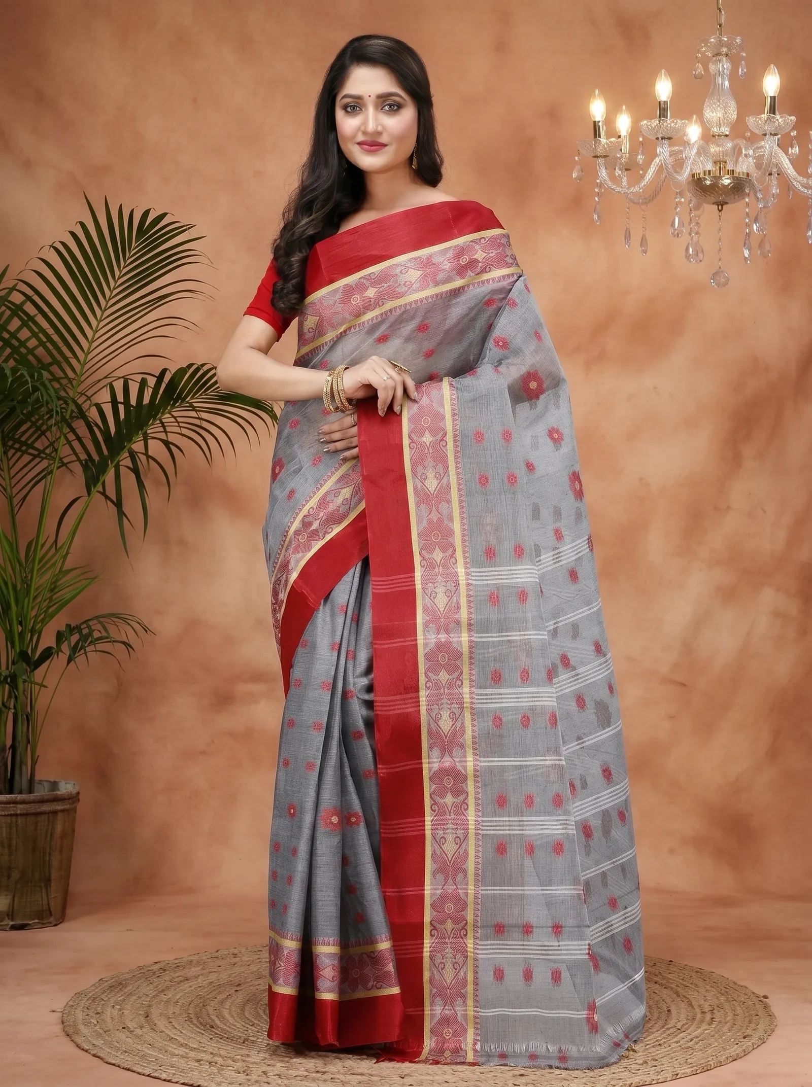 DipDiya Pure Cotton  Artisan Crafted Grey Traditional Bengali BolLata Tant Tant Saree