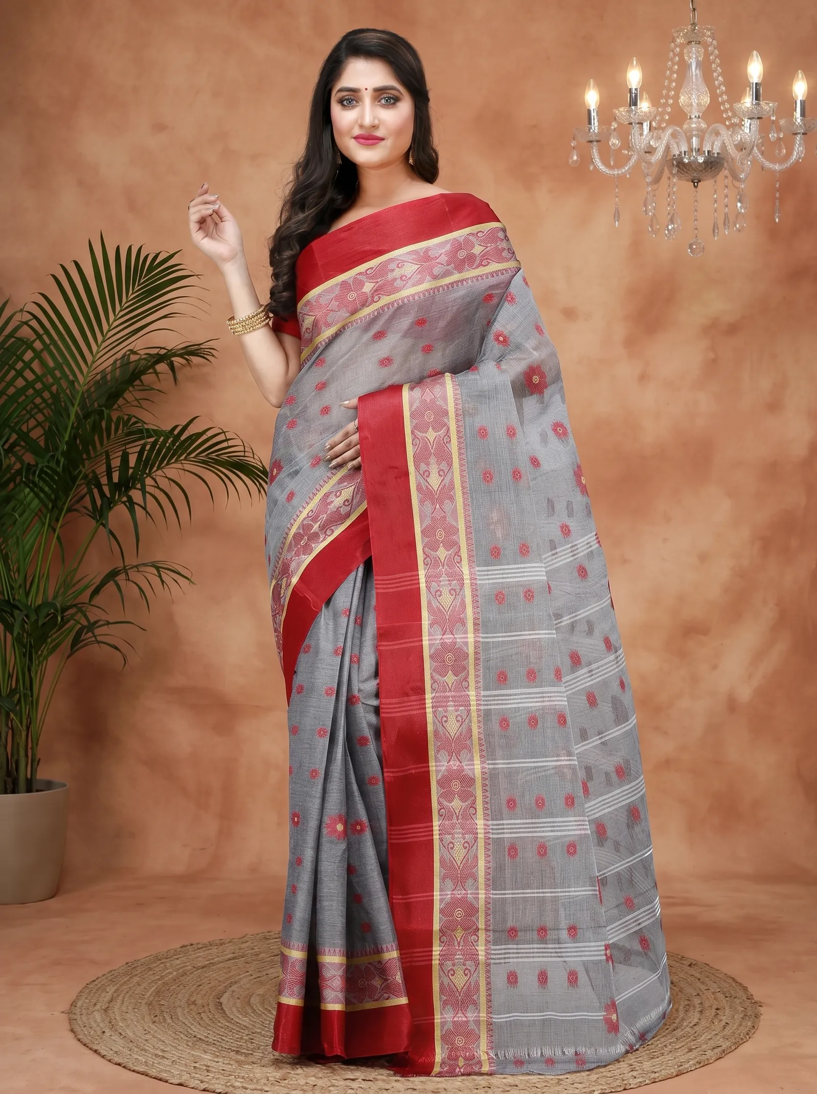 DipDiya Pure Cotton  Artisan Crafted Grey Traditional Bengali BolLata Tant Tant Saree