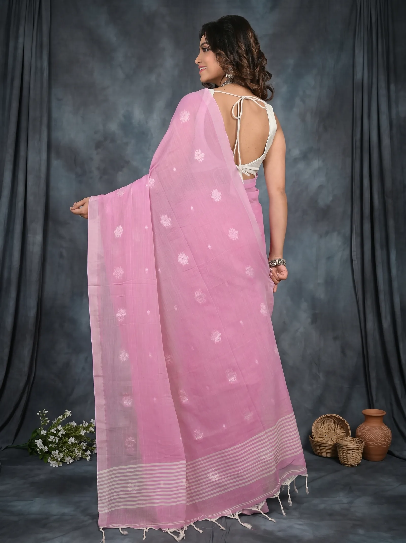 DipDiya Pure Cotton  Artisan Crafted Pastel Pink Traditional Bengali Achbu Handloom Saree