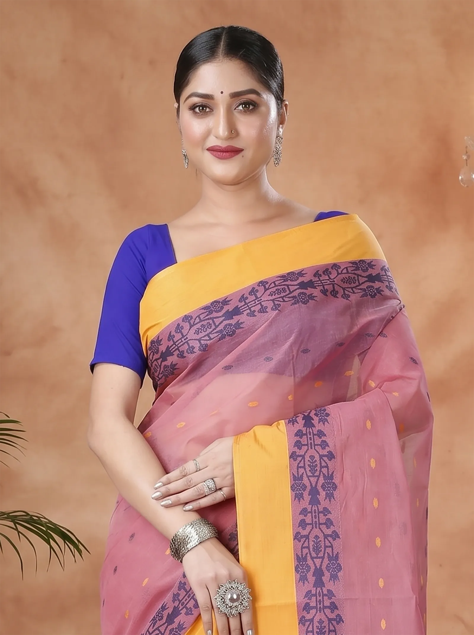 DipDiya Pure Cotton  Artisan Crafted Peach Traditional Bengali Apurvaa Tant Saree