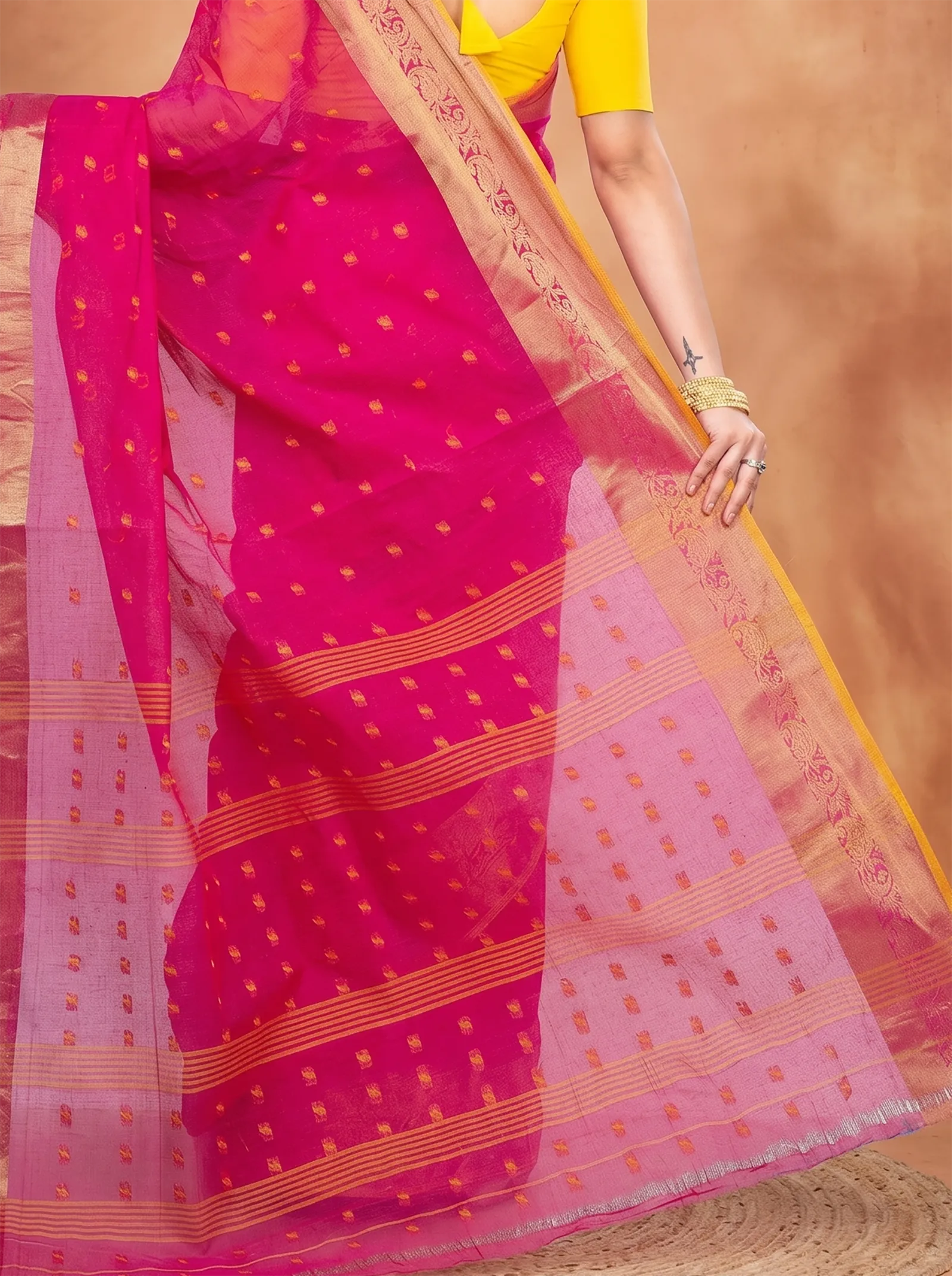 DipDiya Pure Cotton  Artisan Crafted Pink Traditional Bengali Churi Par Tant Saree