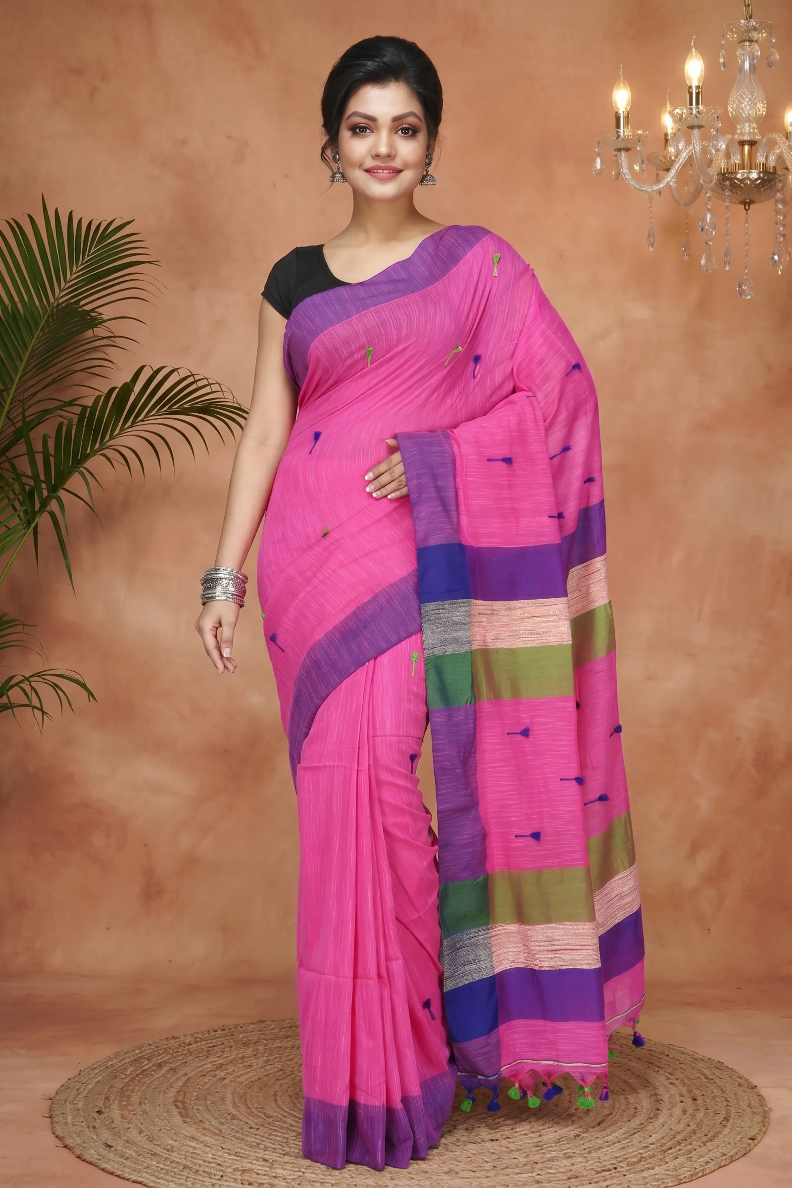 DipDiya Pure Cotton  Artisan Crafted Pink Traditional Bengali Clacial Desigined Handloom Saree