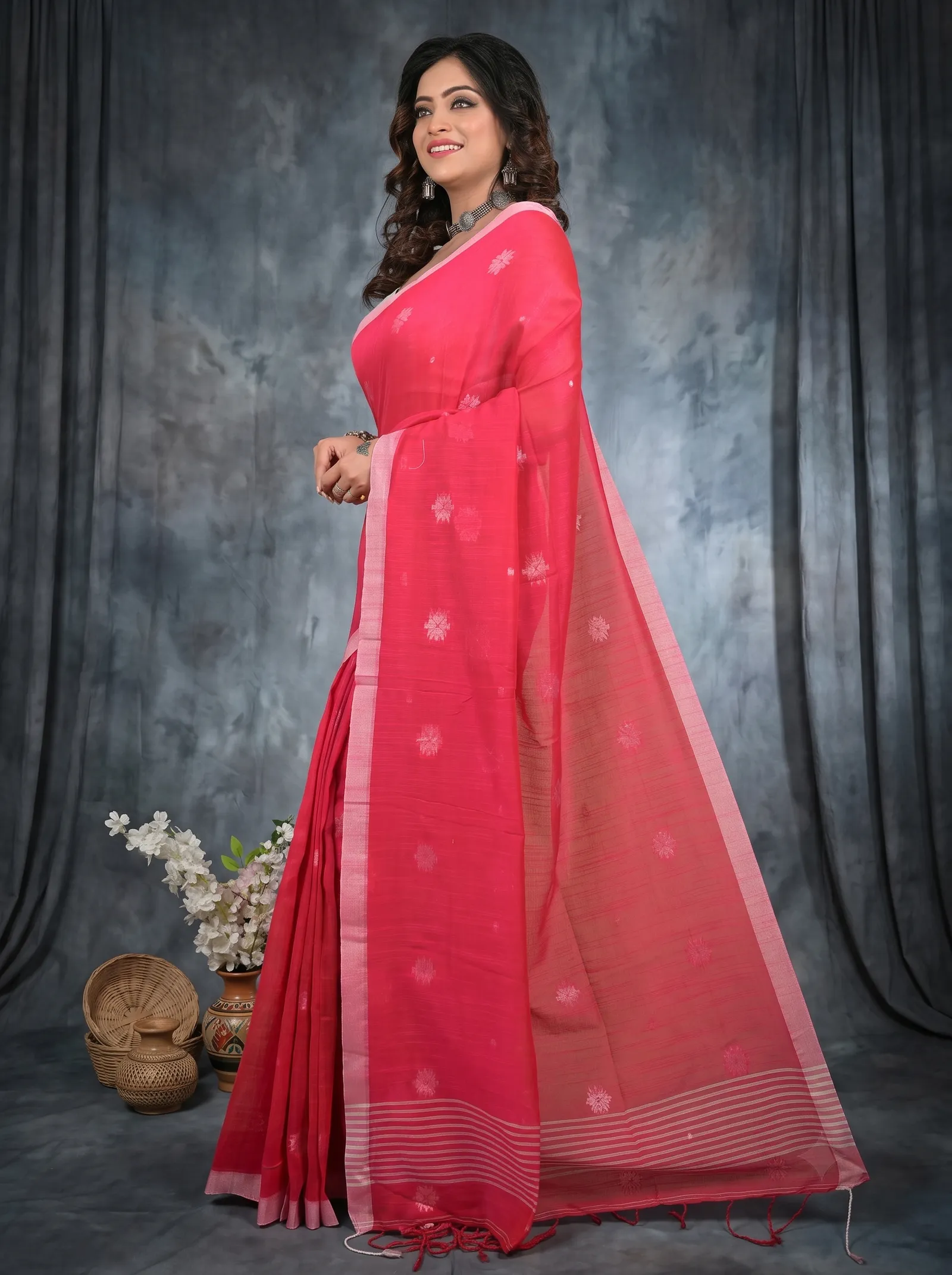 DipDiya Pure Cotton  Artisan Crafted Red Traditional Bengali Achbu Handloom Saree